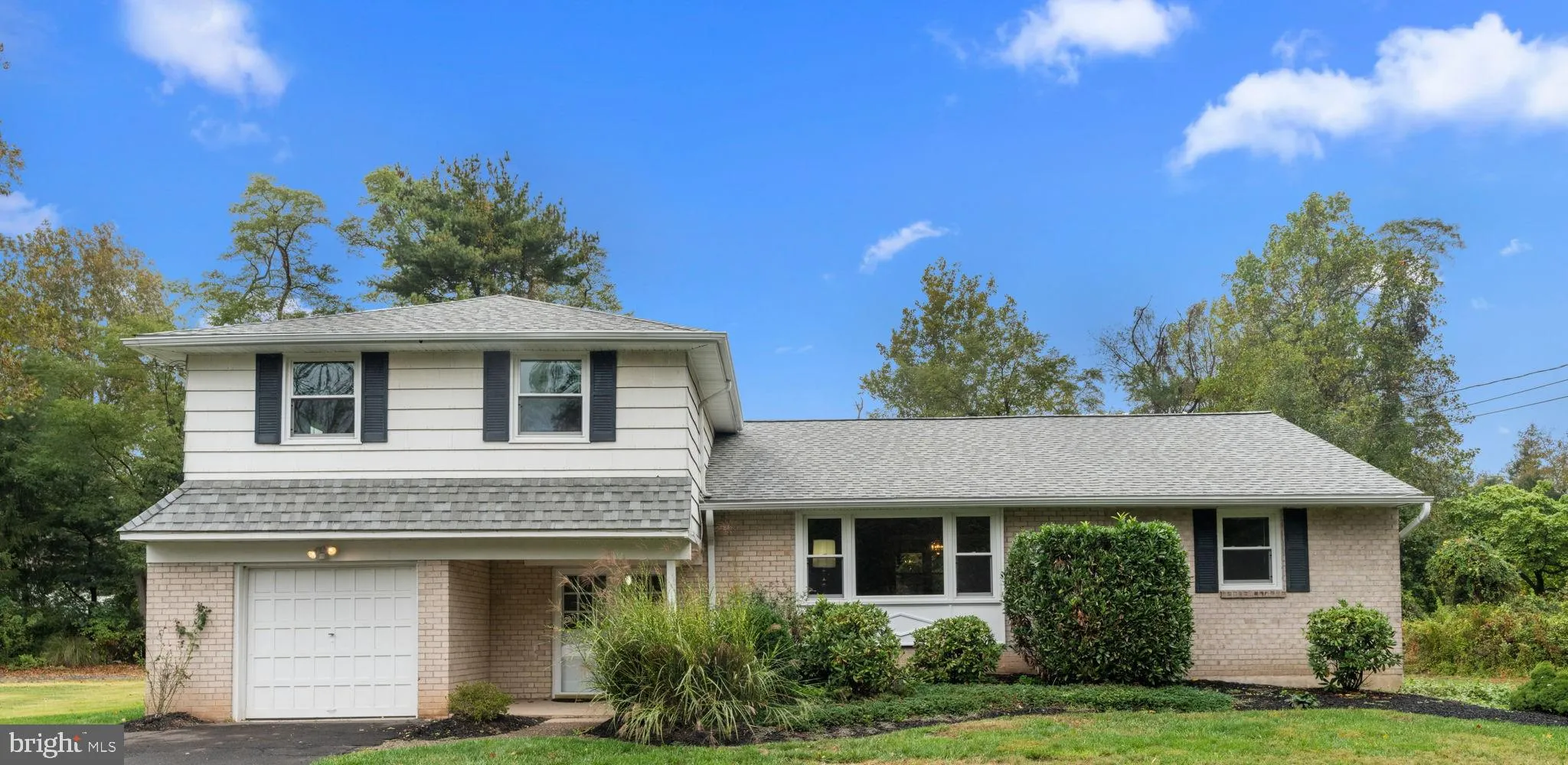 Yardley, Pennsylvania 19067, United States, 5 Bedrooms Bedrooms, ,4 BathroomsBathrooms,Residential,Coming Soon,226610