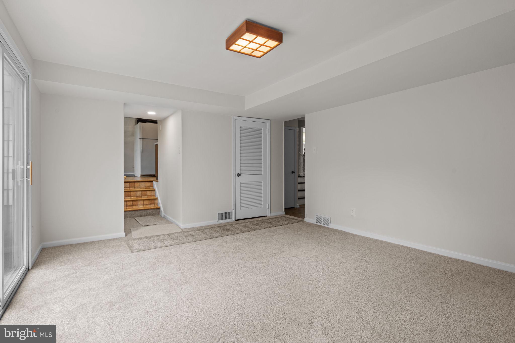 PARK TOWN ESTATES - Residential