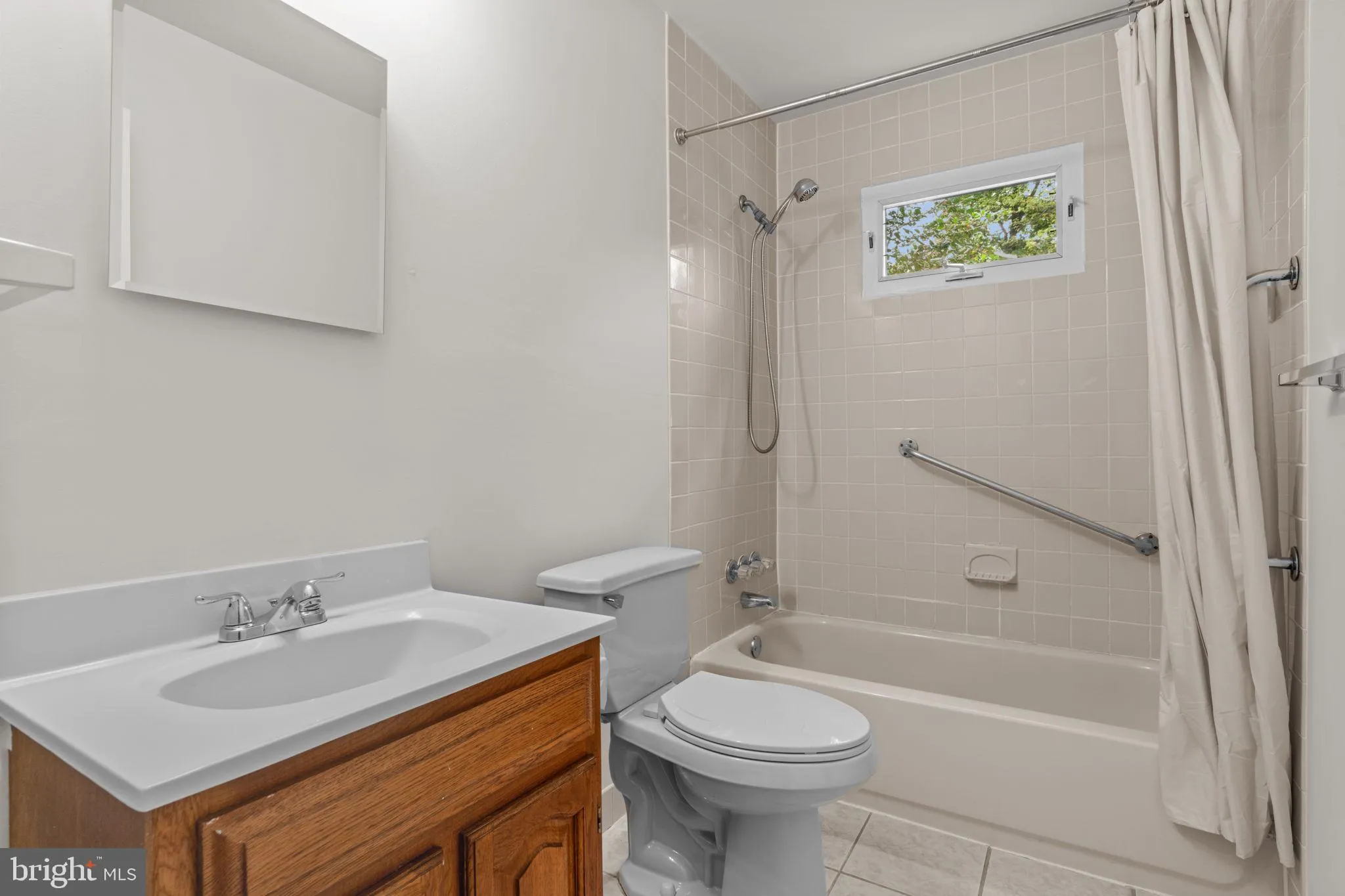 Yardley, Pennsylvania 19067, United States, 5 Bedrooms Bedrooms, ,4 BathroomsBathrooms,Residential,Coming Soon,226610