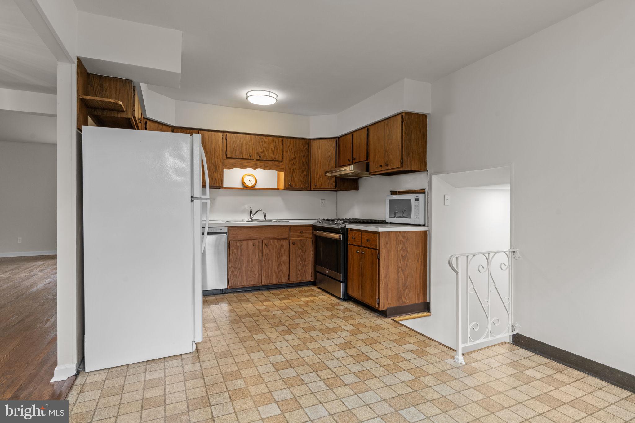 PARK TOWN ESTATES - Residential