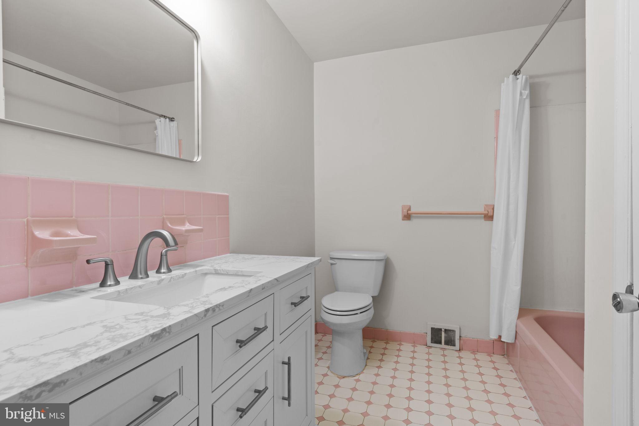 PARK TOWN ESTATES - Residential