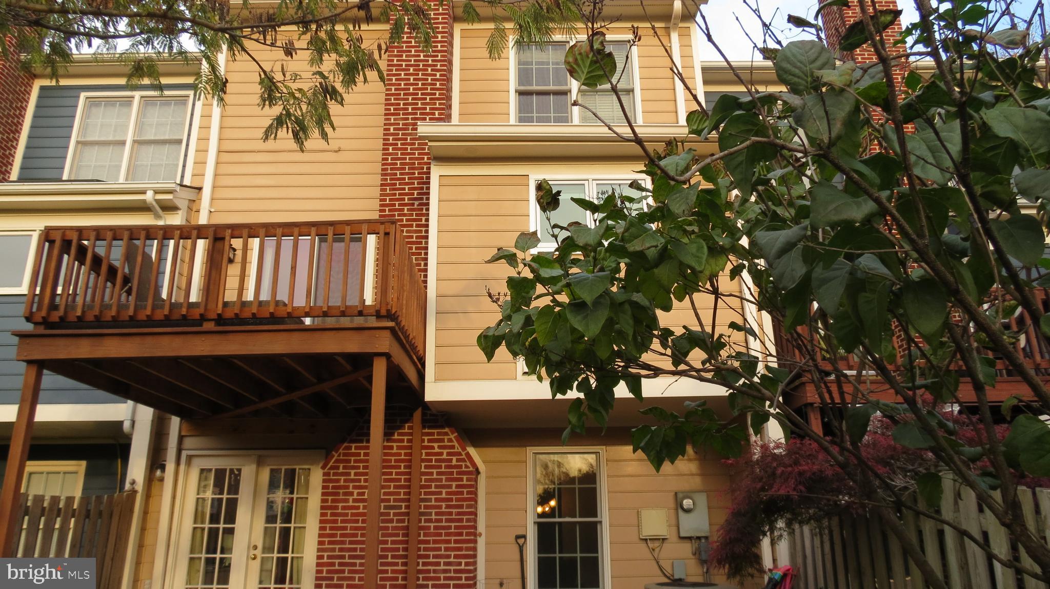 MCLEAN PROVINCE - Residential Lease