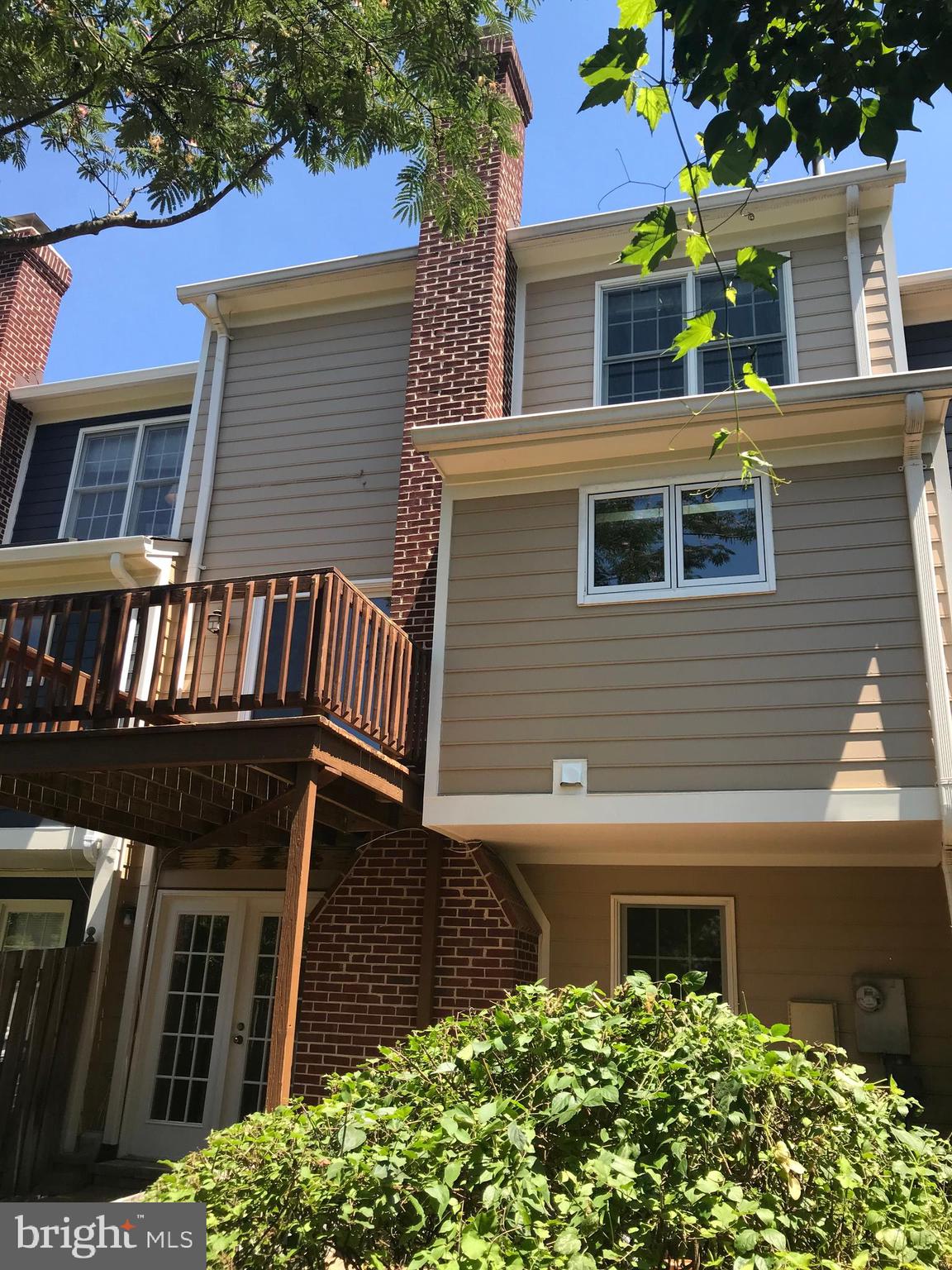 MCLEAN PROVINCE - Residential Lease