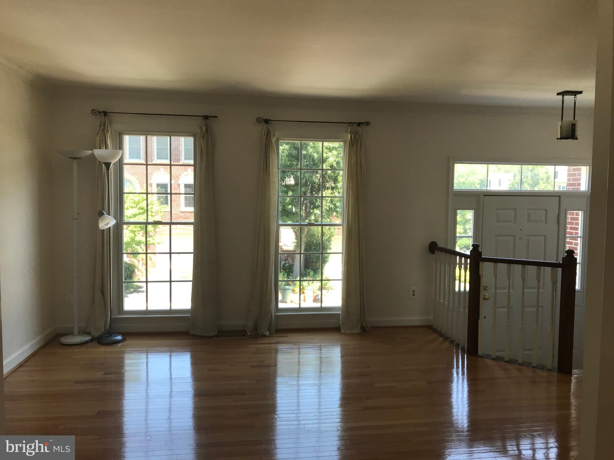 MCLEAN PROVINCE - Residential Lease