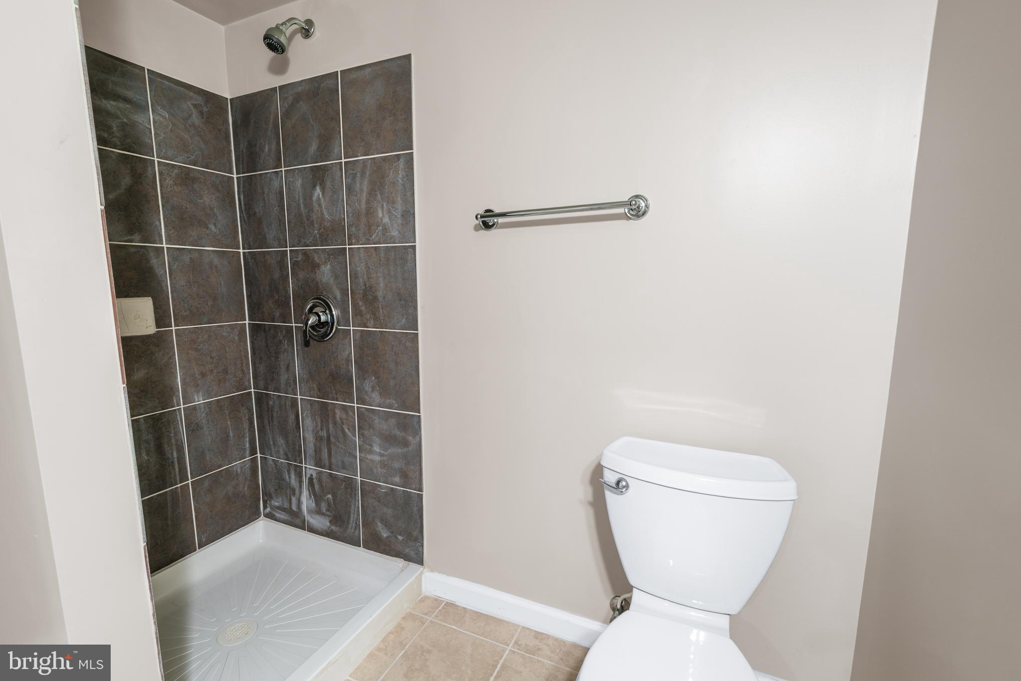 BURNHAM HILLS - Residential