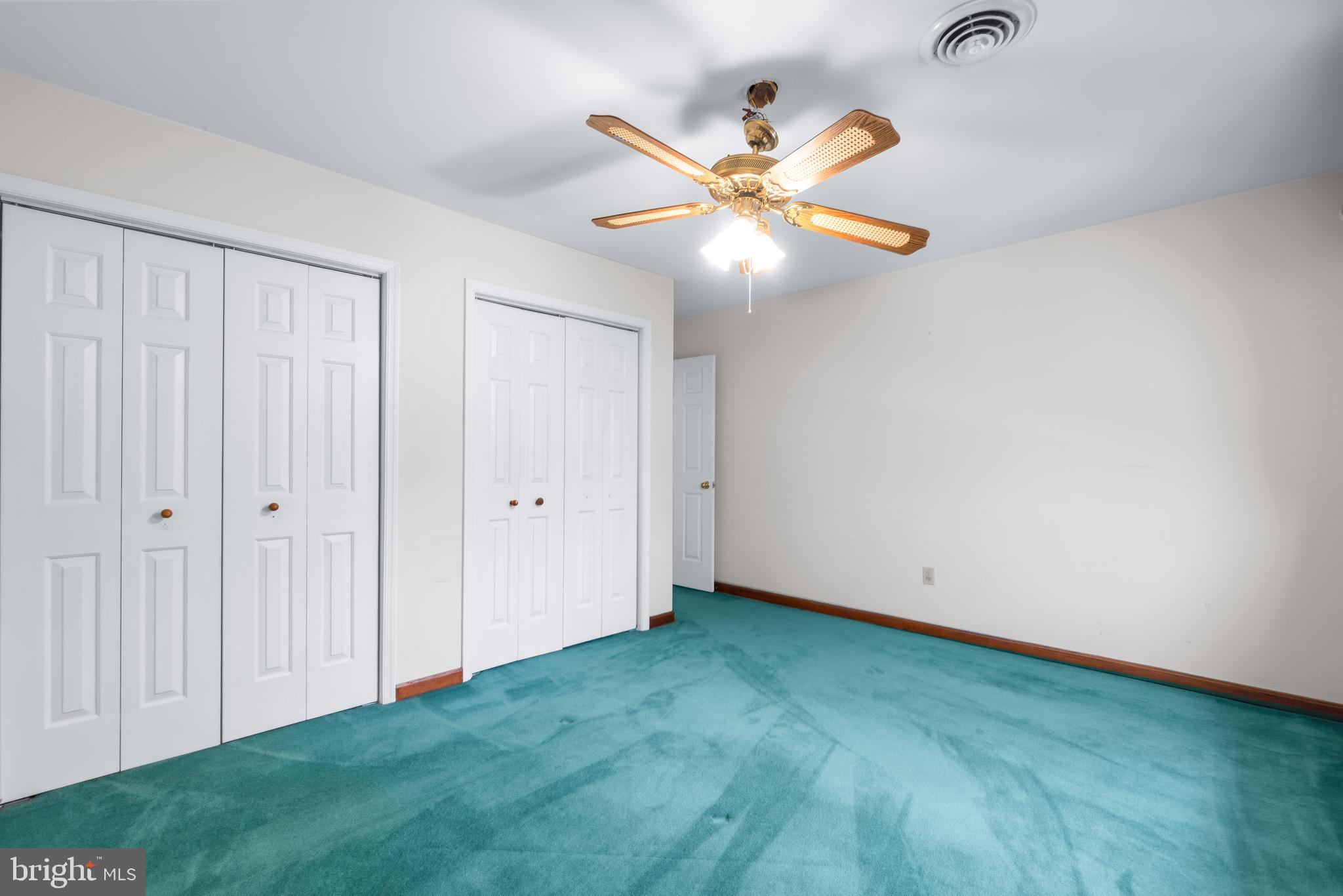 BURNHAM HILLS - Residential