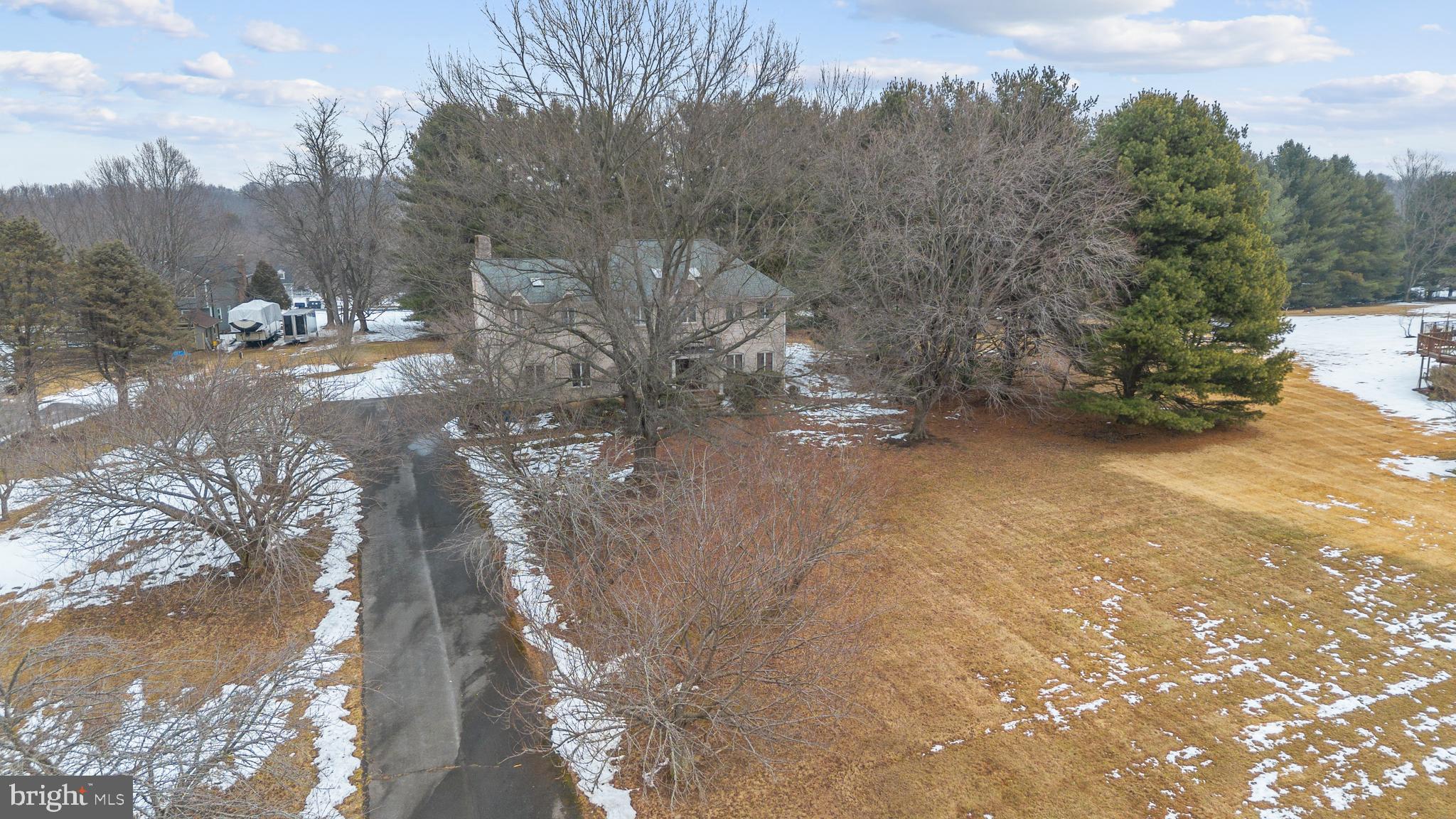 BURNHAM HILLS - Residential