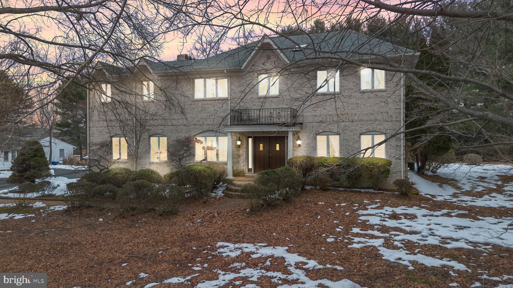 BURNHAM HILLS - Residential