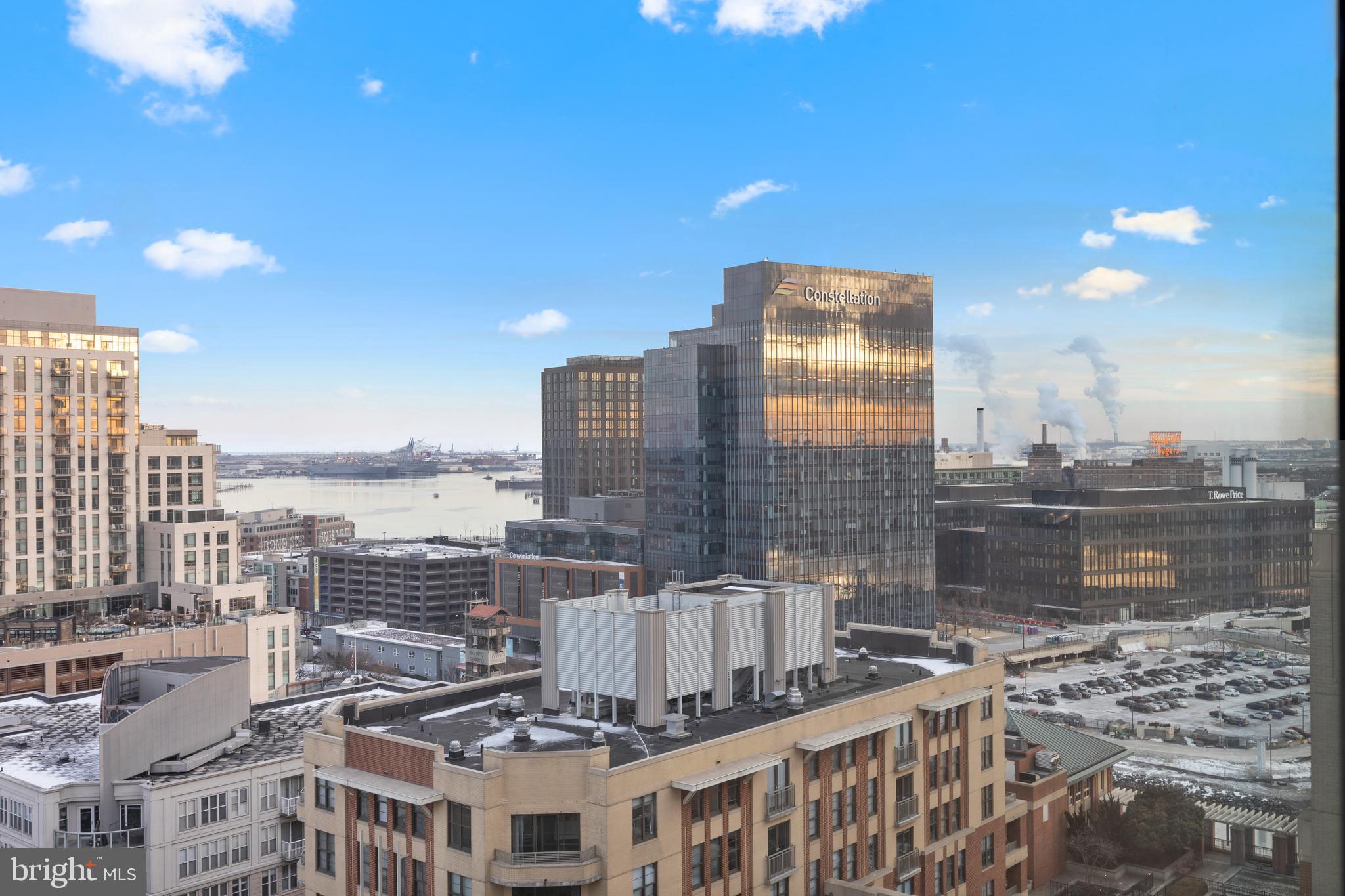 HARBOR EAST - Residential