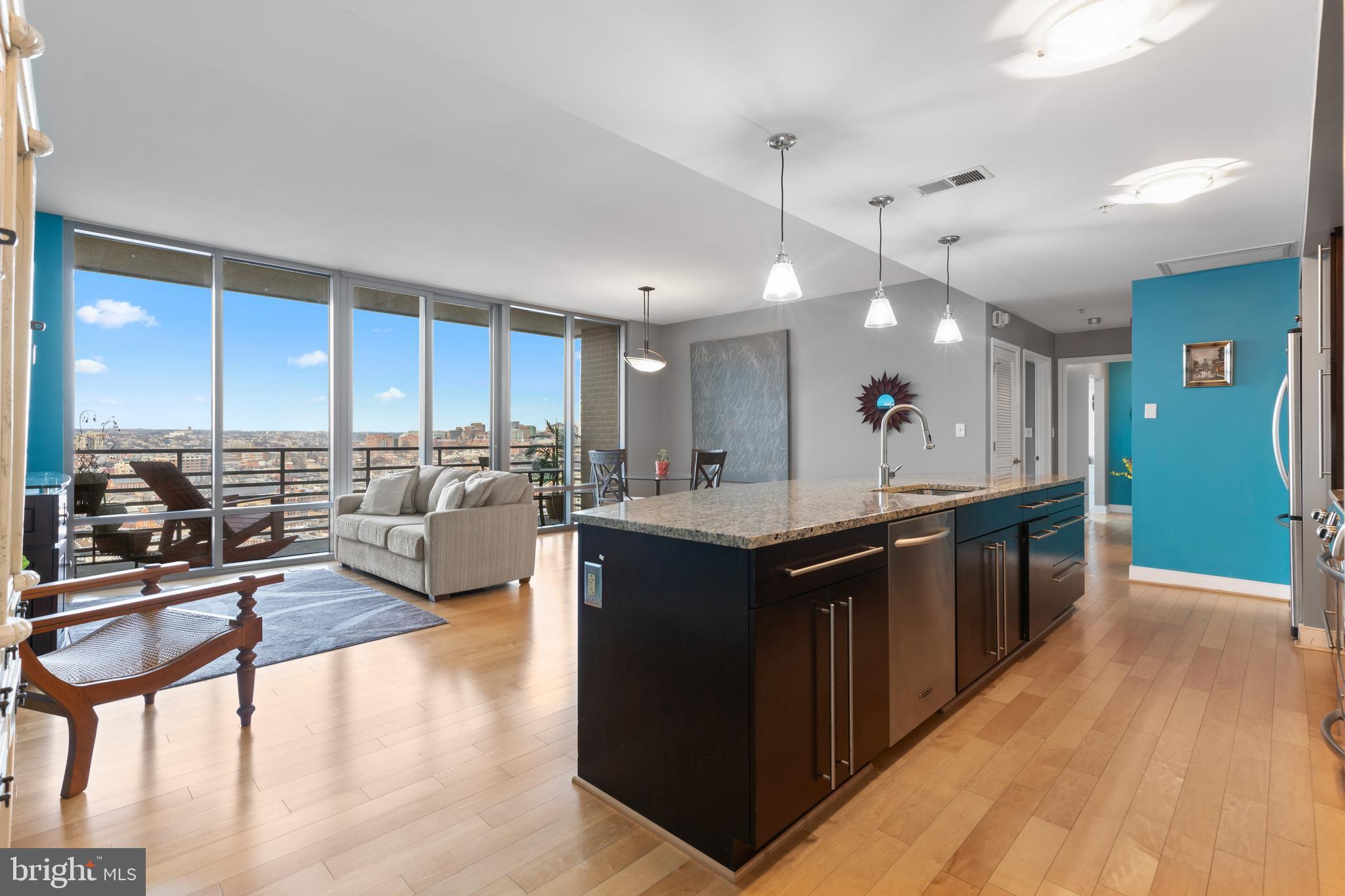 HARBOR EAST - Residential