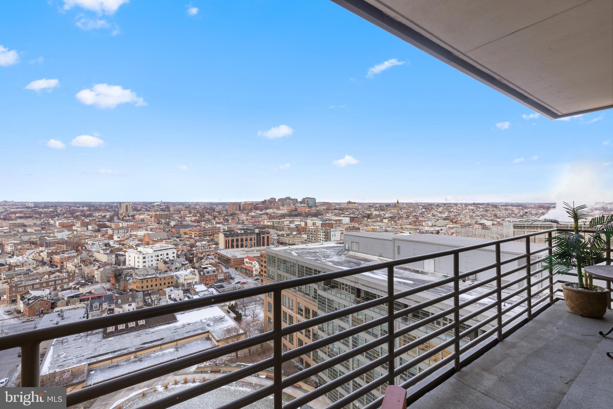 HARBOR EAST - Residential