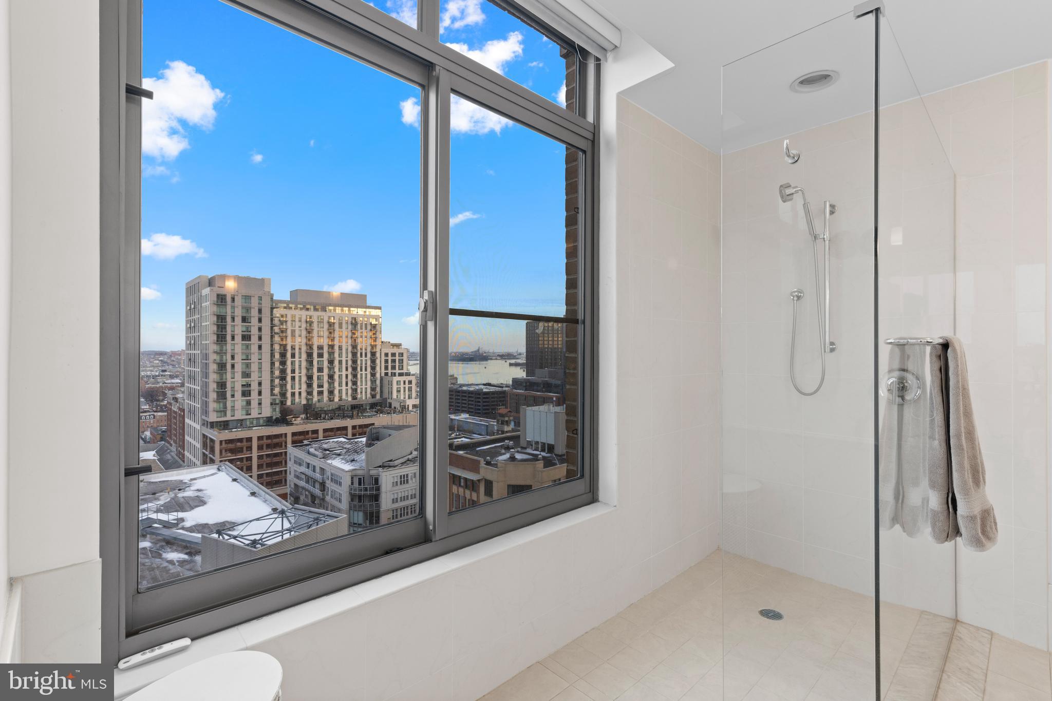 HARBOR EAST - Residential