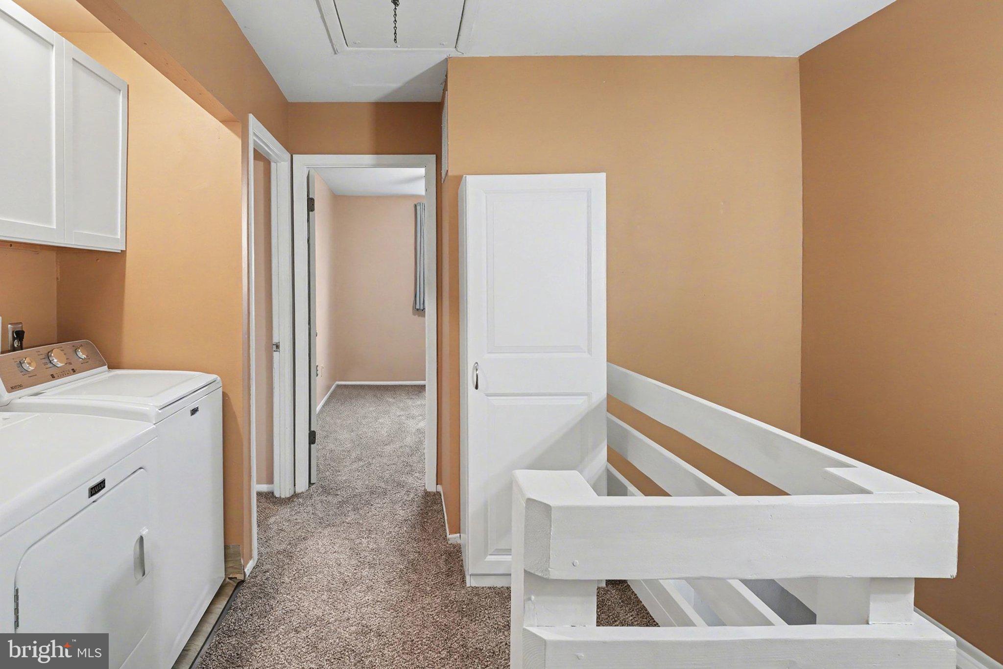 MOUNTAIN PARK - Residential Lease