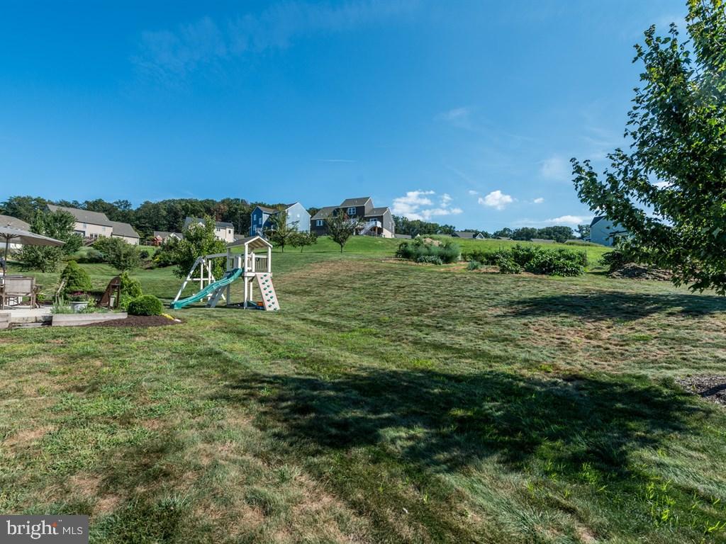 EAGLE VIEW - Residential