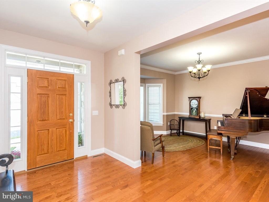 EAGLE VIEW - Residential