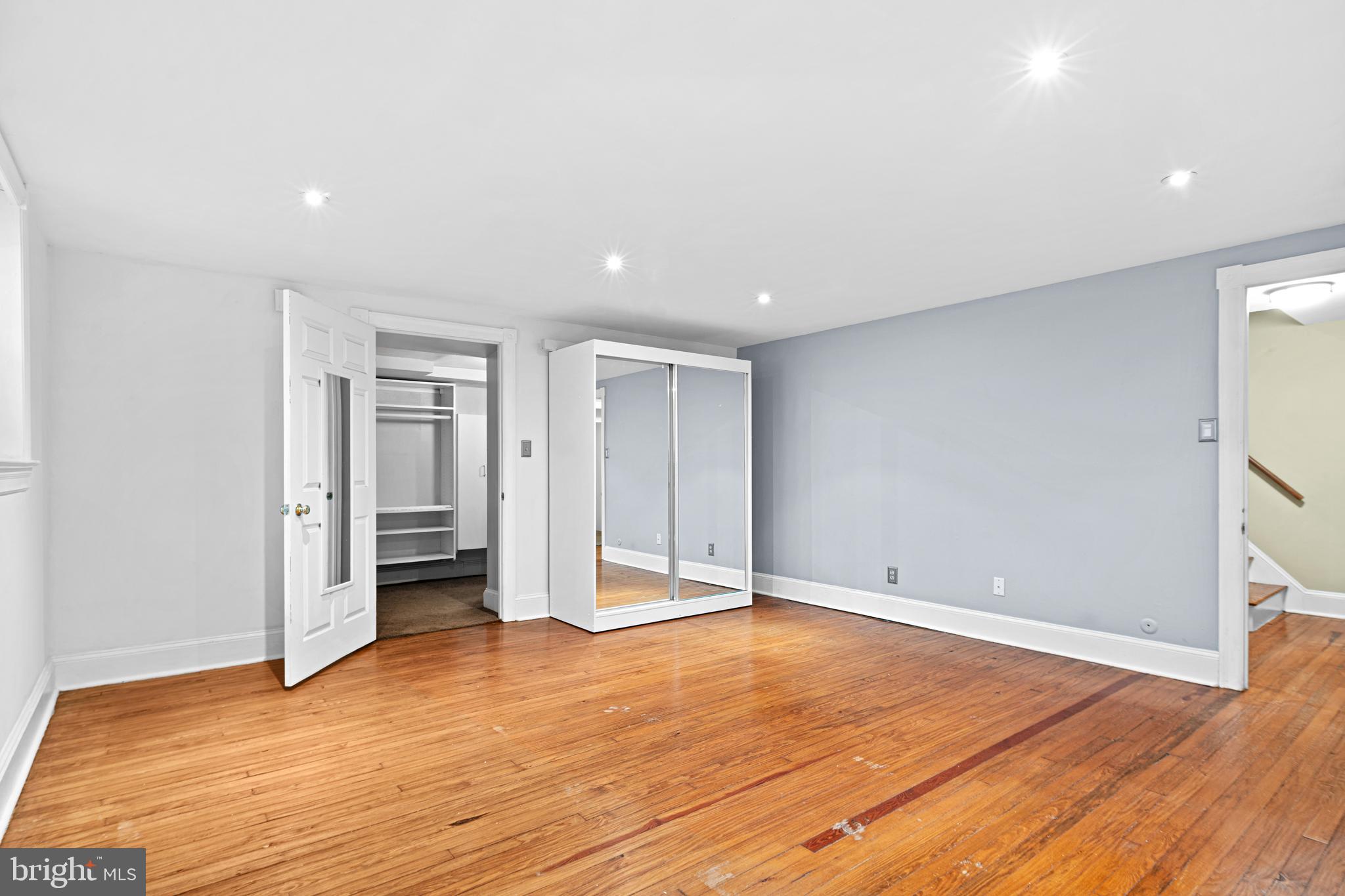 WASHINGTON SQ WEST - Residential