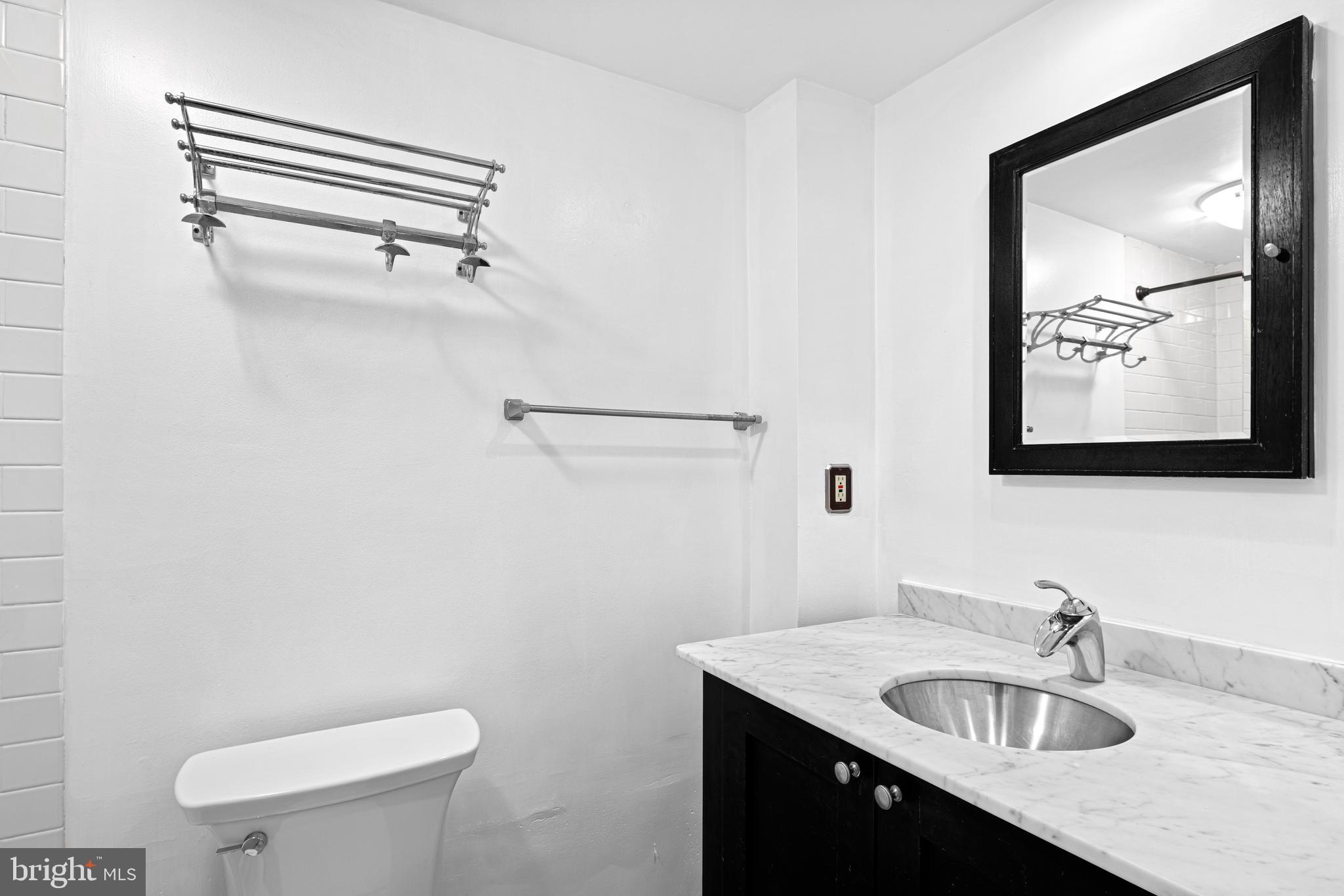 WASHINGTON SQ WEST - Residential