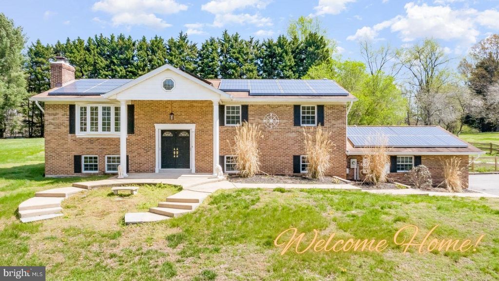 Photo of 4311 Hardesty Court, HUNTINGTOWN, MD 20639 (MLS # MDCA2026018)