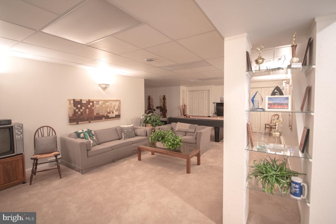 WALTON SPRING HILLS - Residential