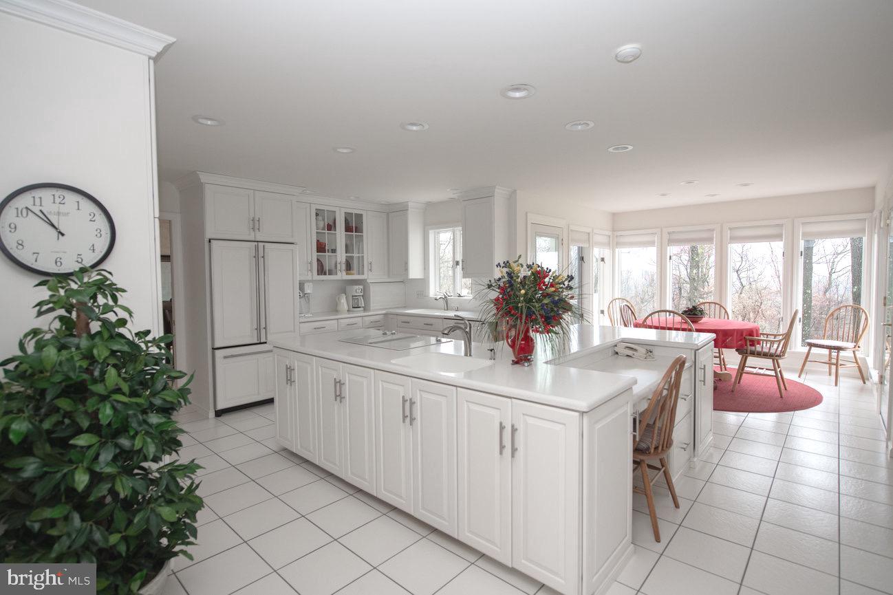 WALTON SPRING HILLS - Residential