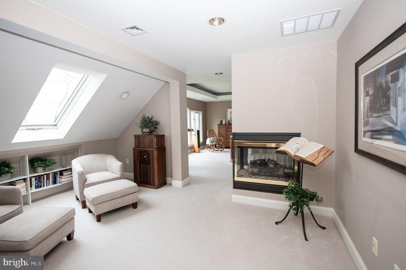 WALTON SPRING HILLS - Residential