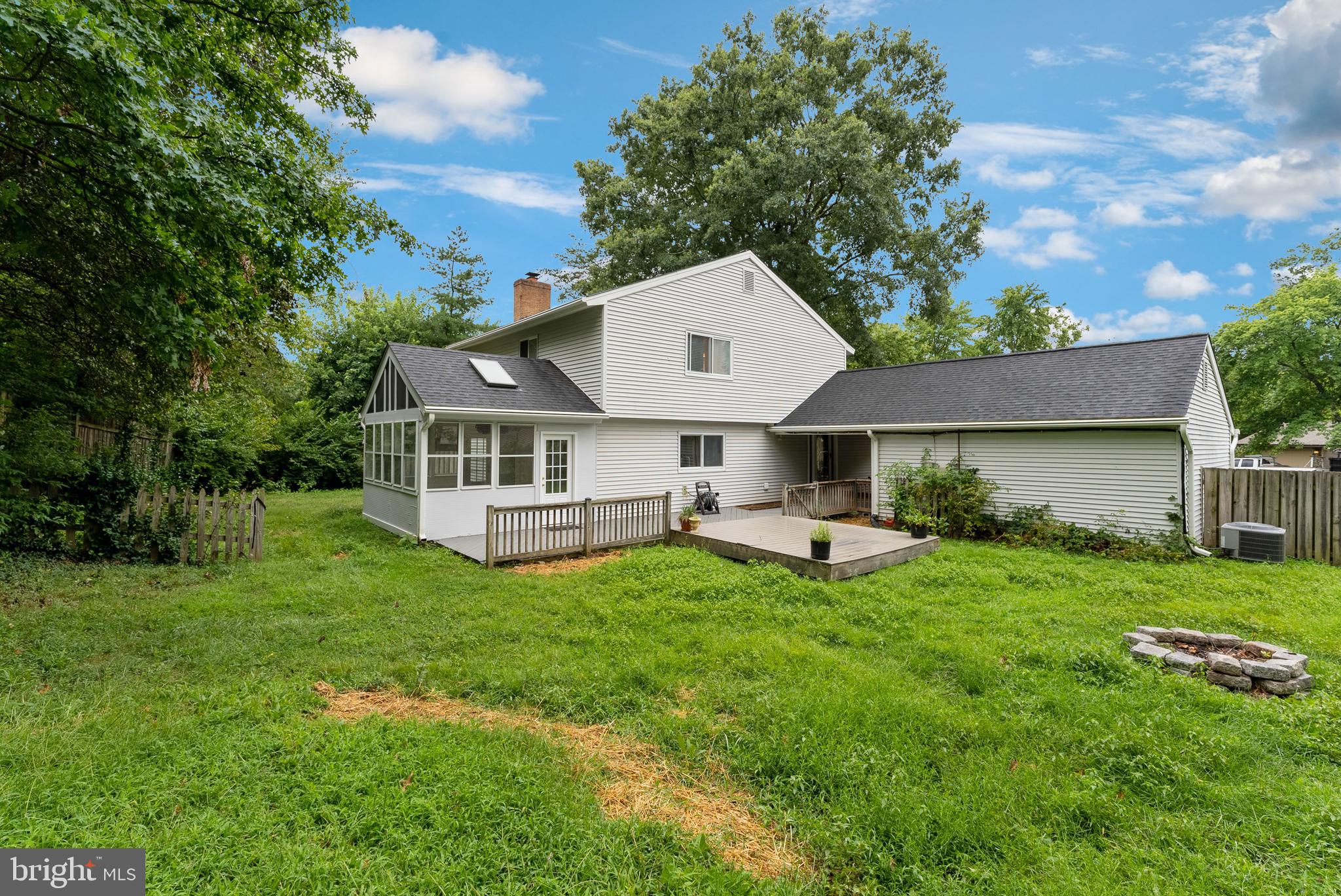 SUGARLAND RUN - Residential