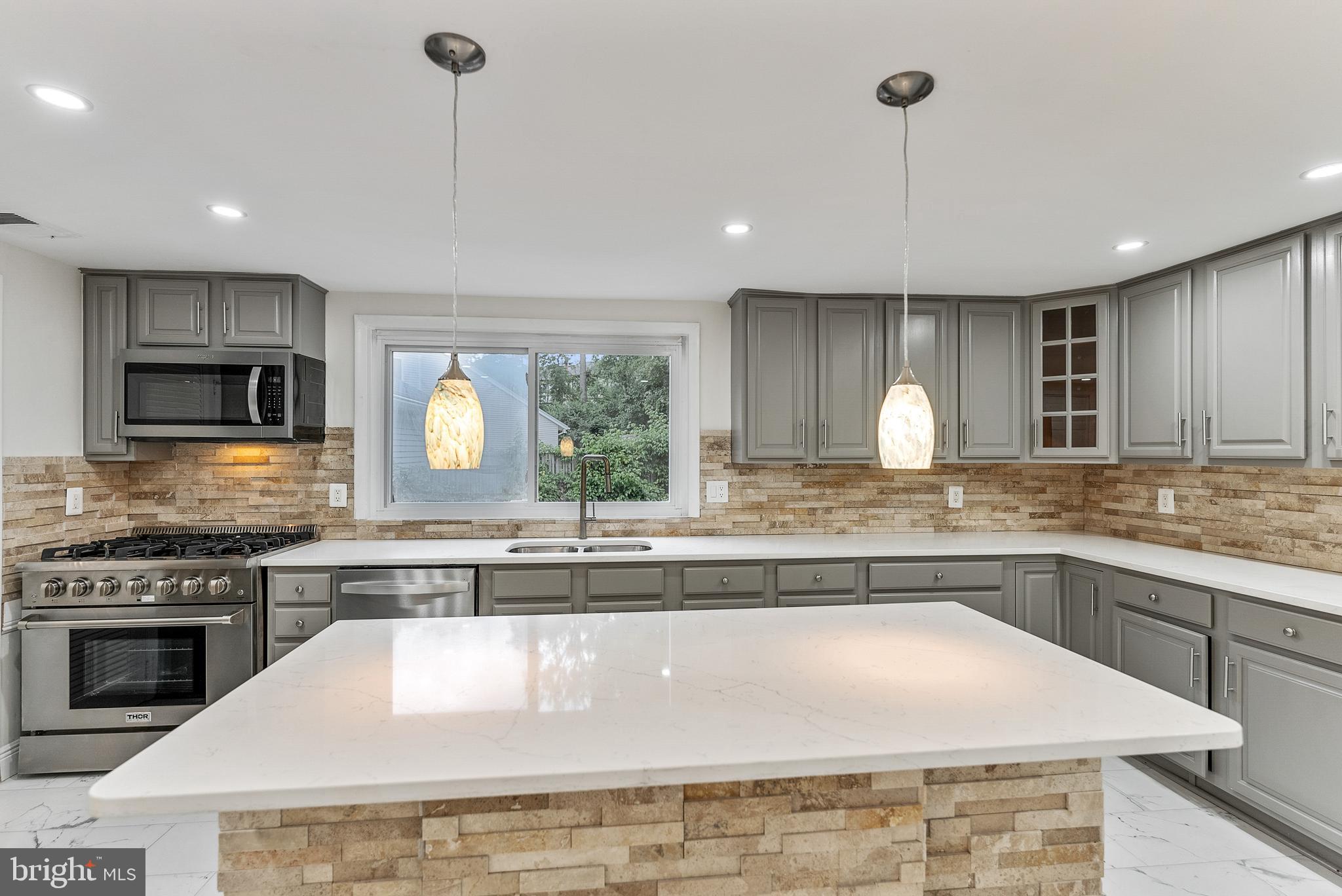 SUGARLAND RUN - Residential