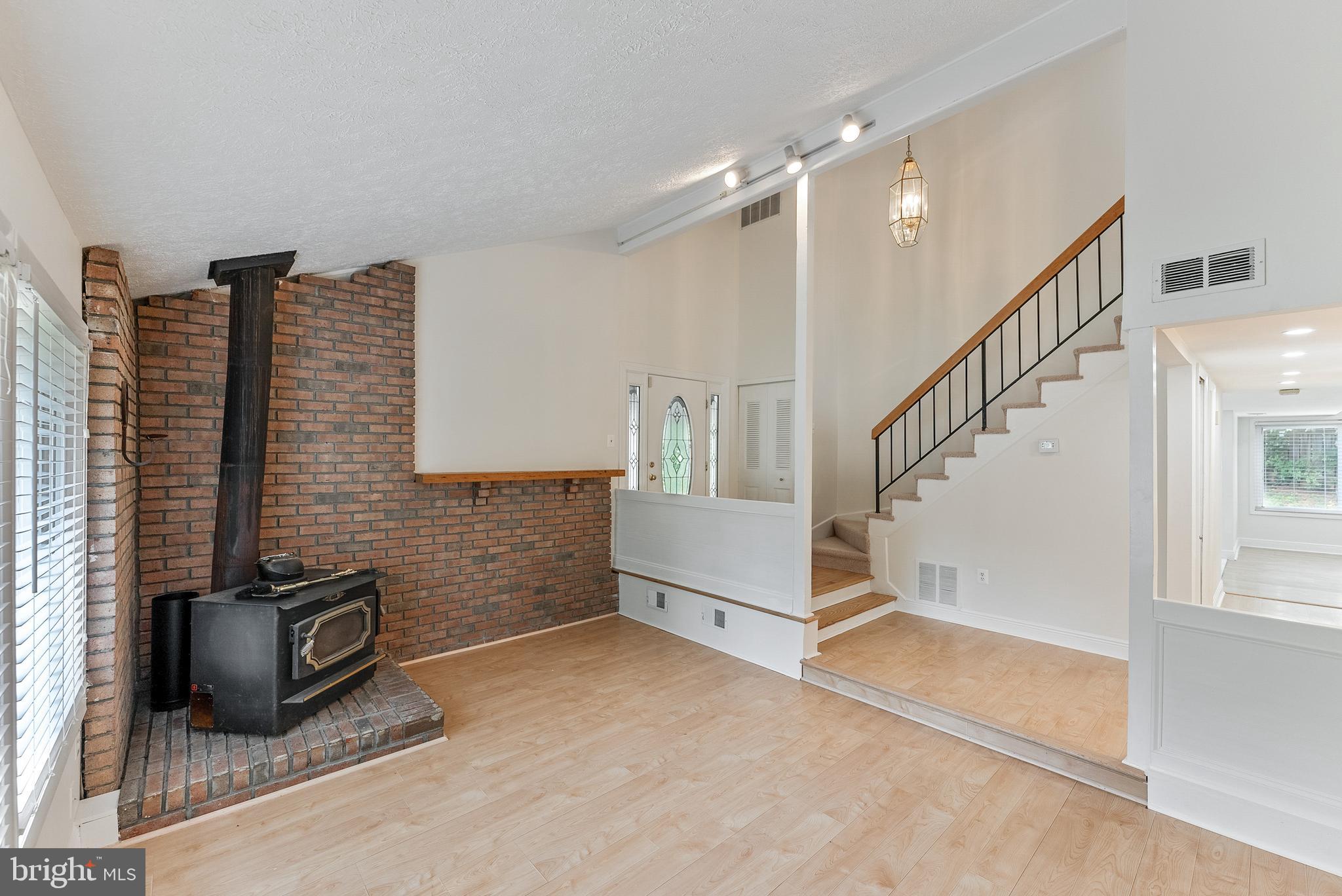 SUGARLAND RUN - Residential