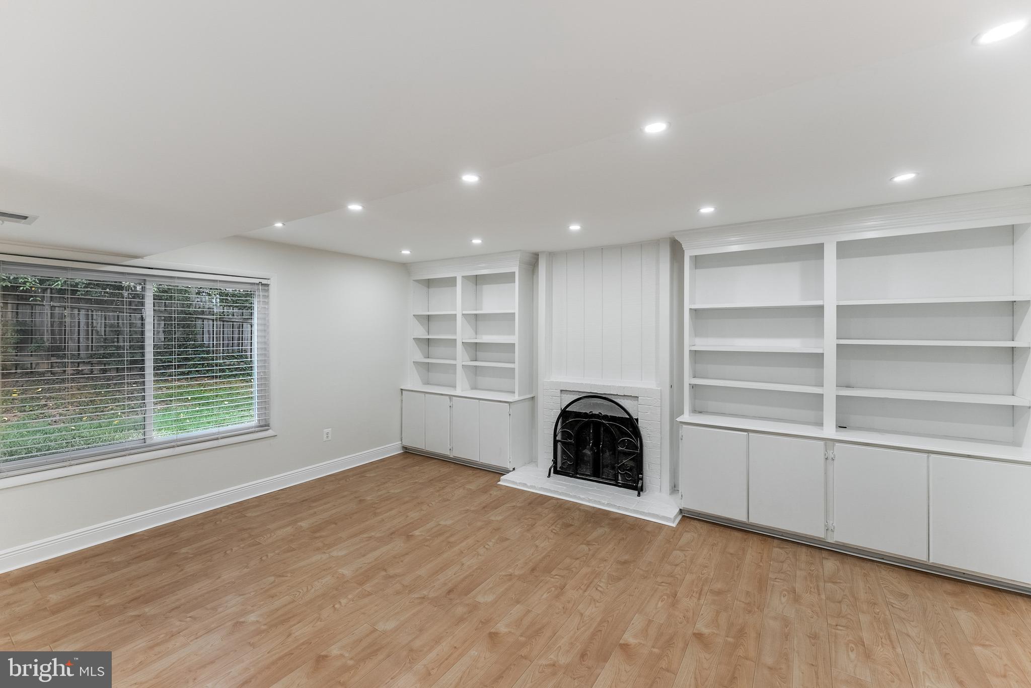 SUGARLAND RUN - Residential
