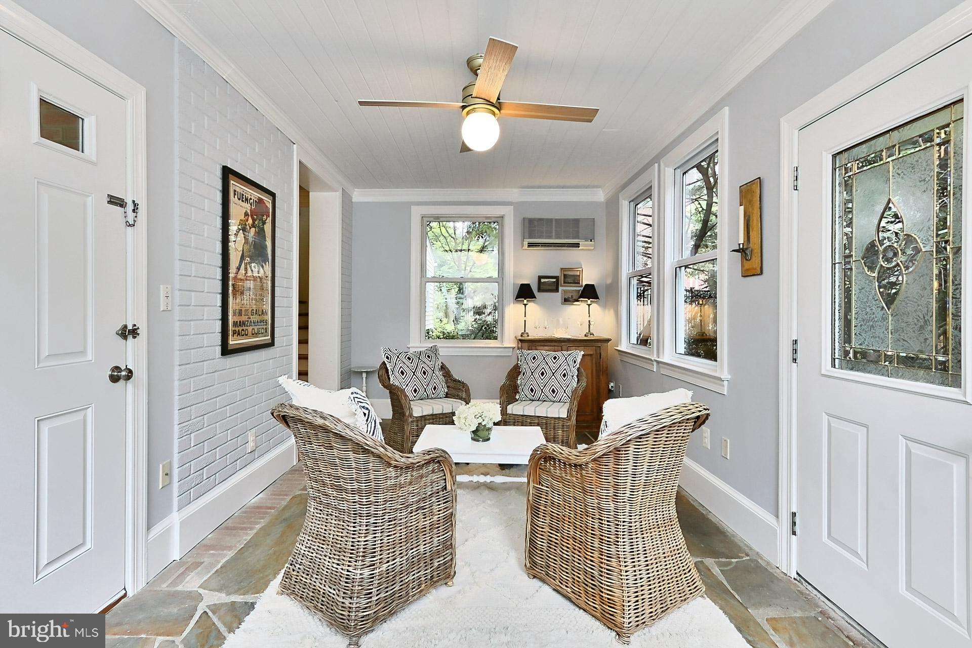 LEE HEIGHTS - Residential