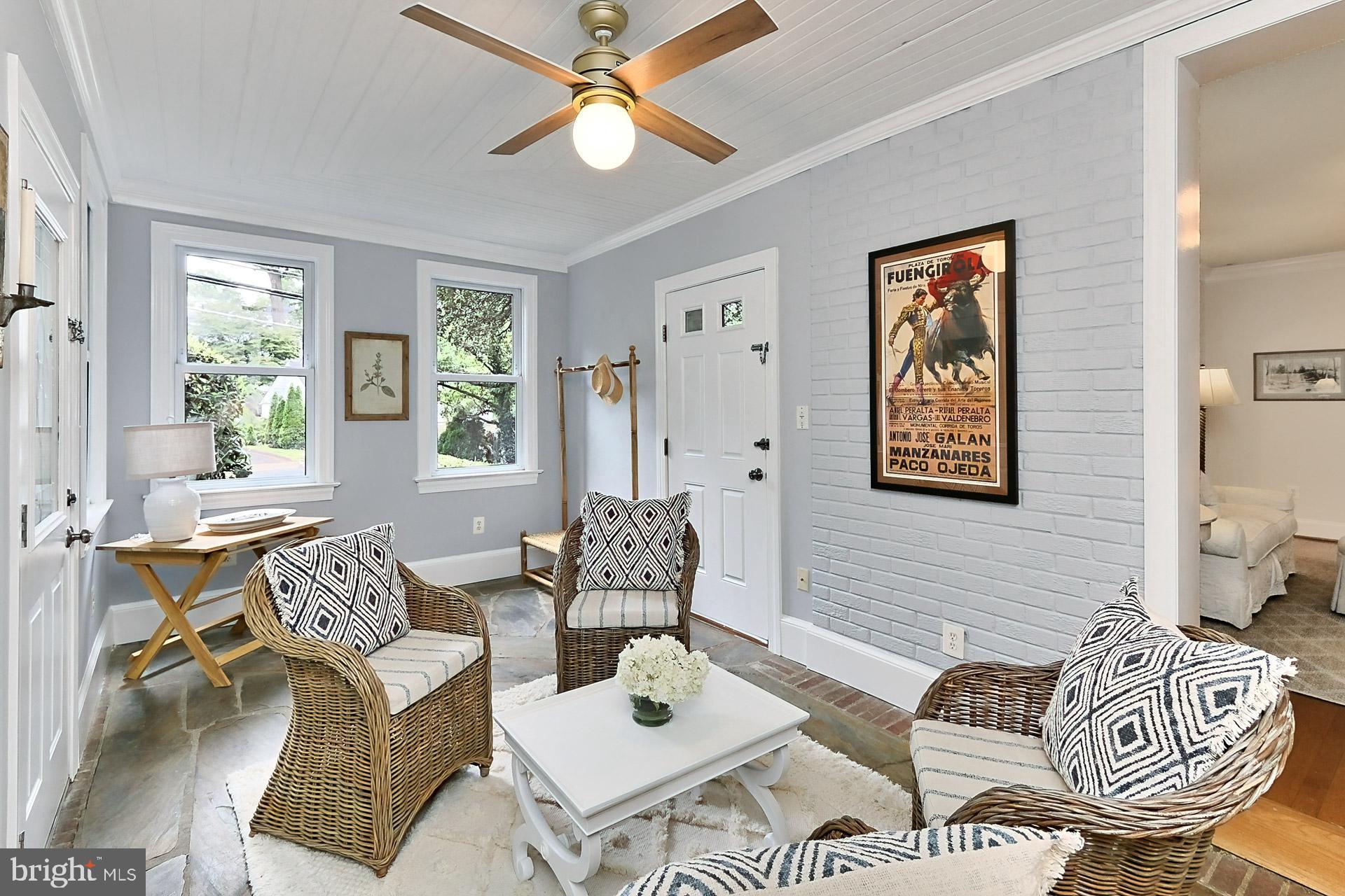 LEE HEIGHTS - Residential