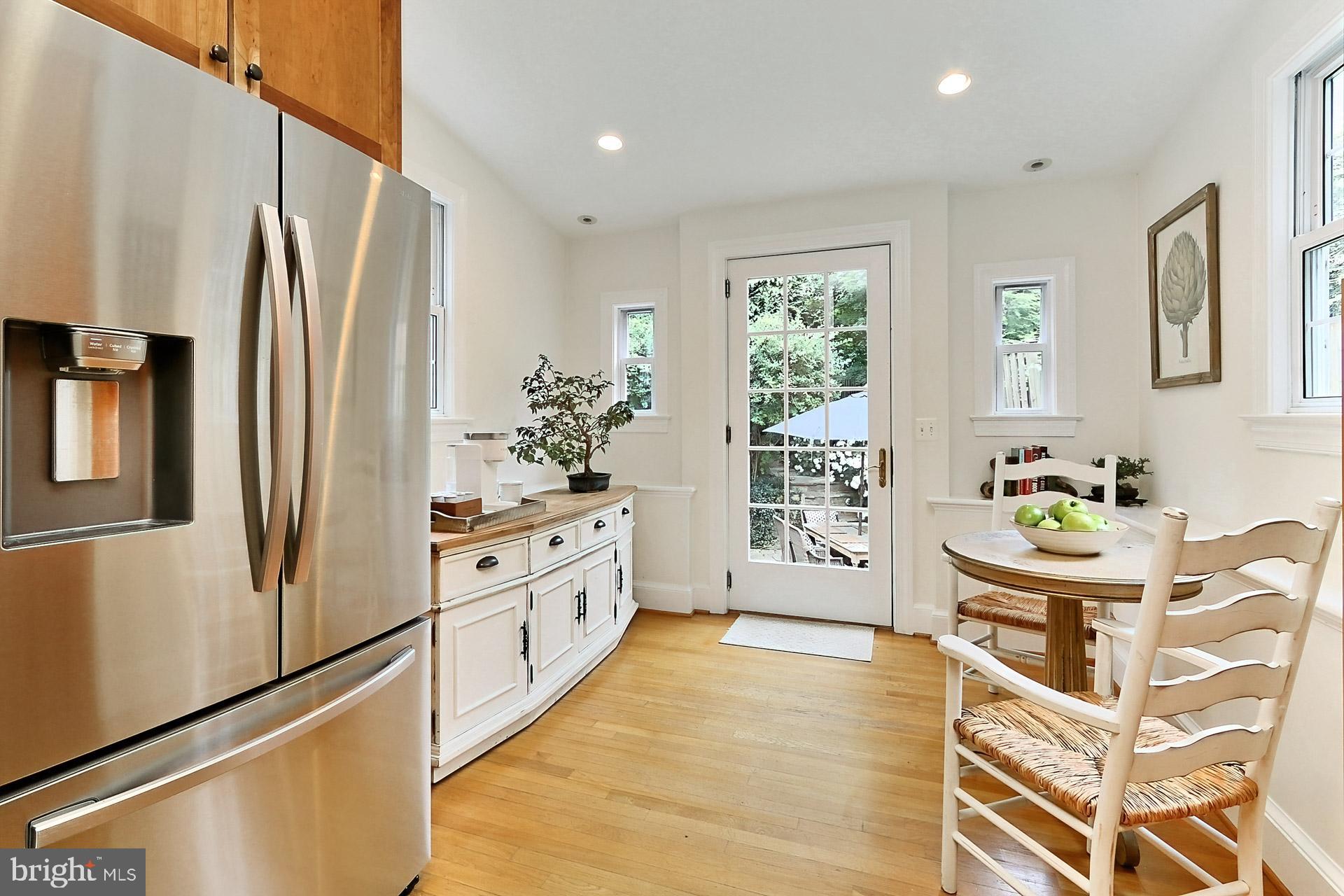 LEE HEIGHTS - Residential