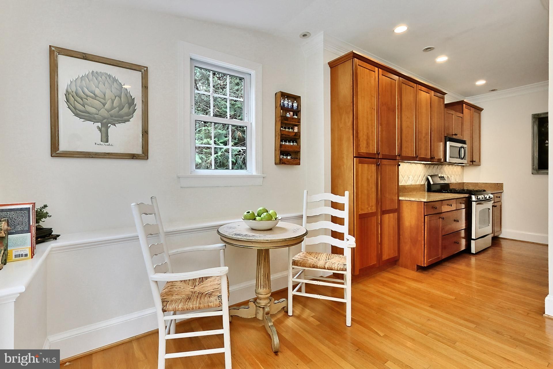 LEE HEIGHTS - Residential