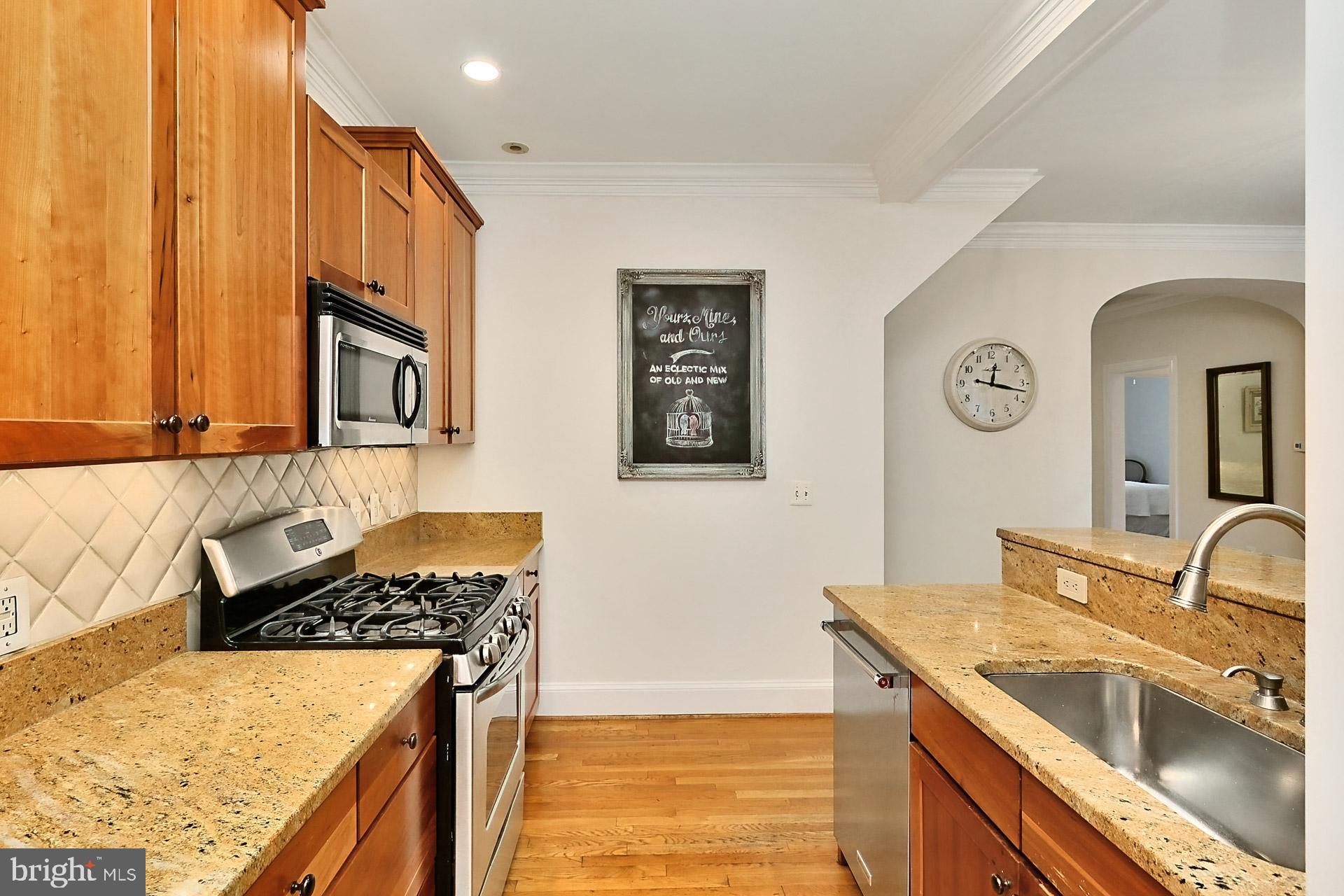 LEE HEIGHTS - Residential