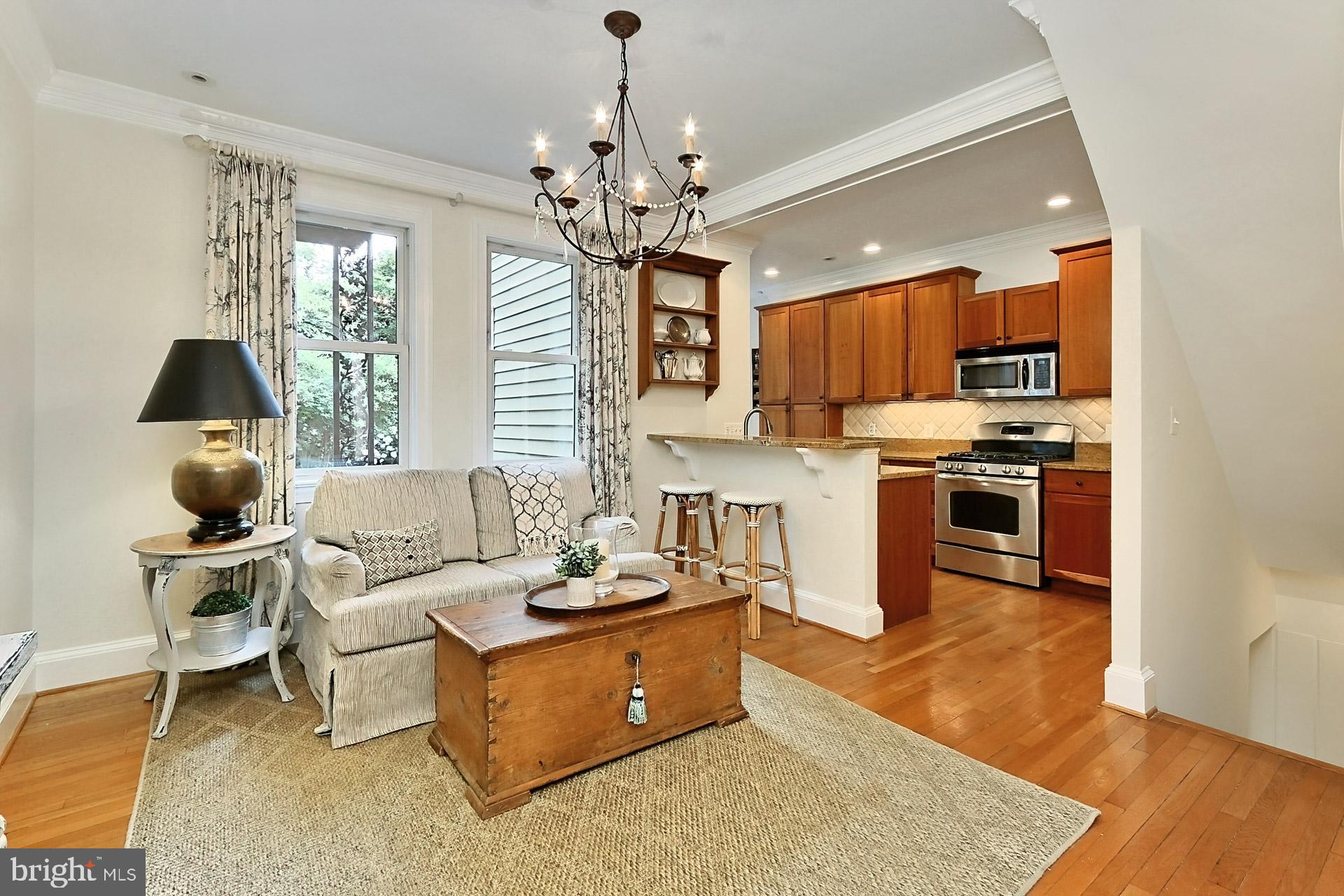 LEE HEIGHTS - Residential