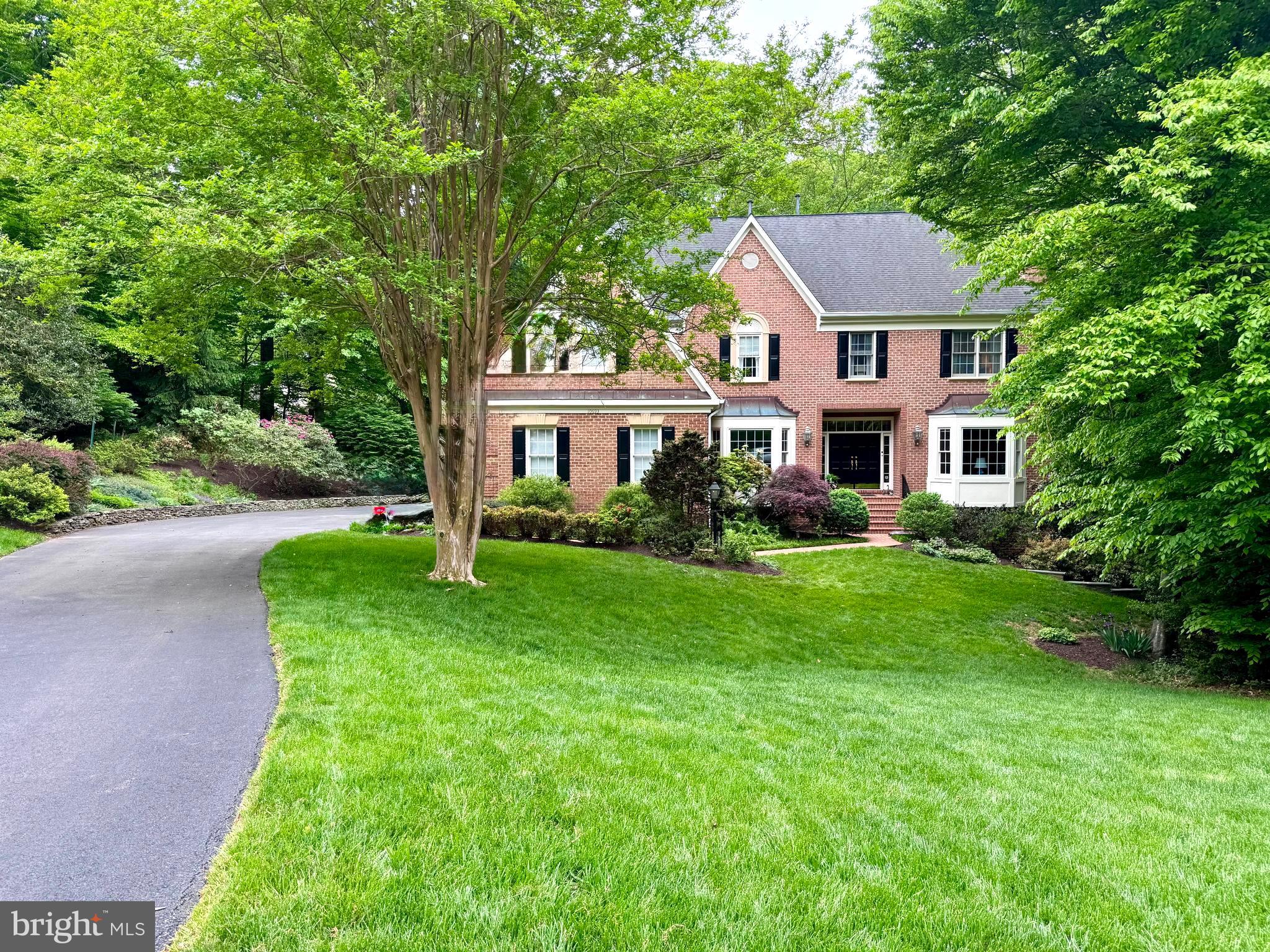 WENDOVER OAKS - Residential