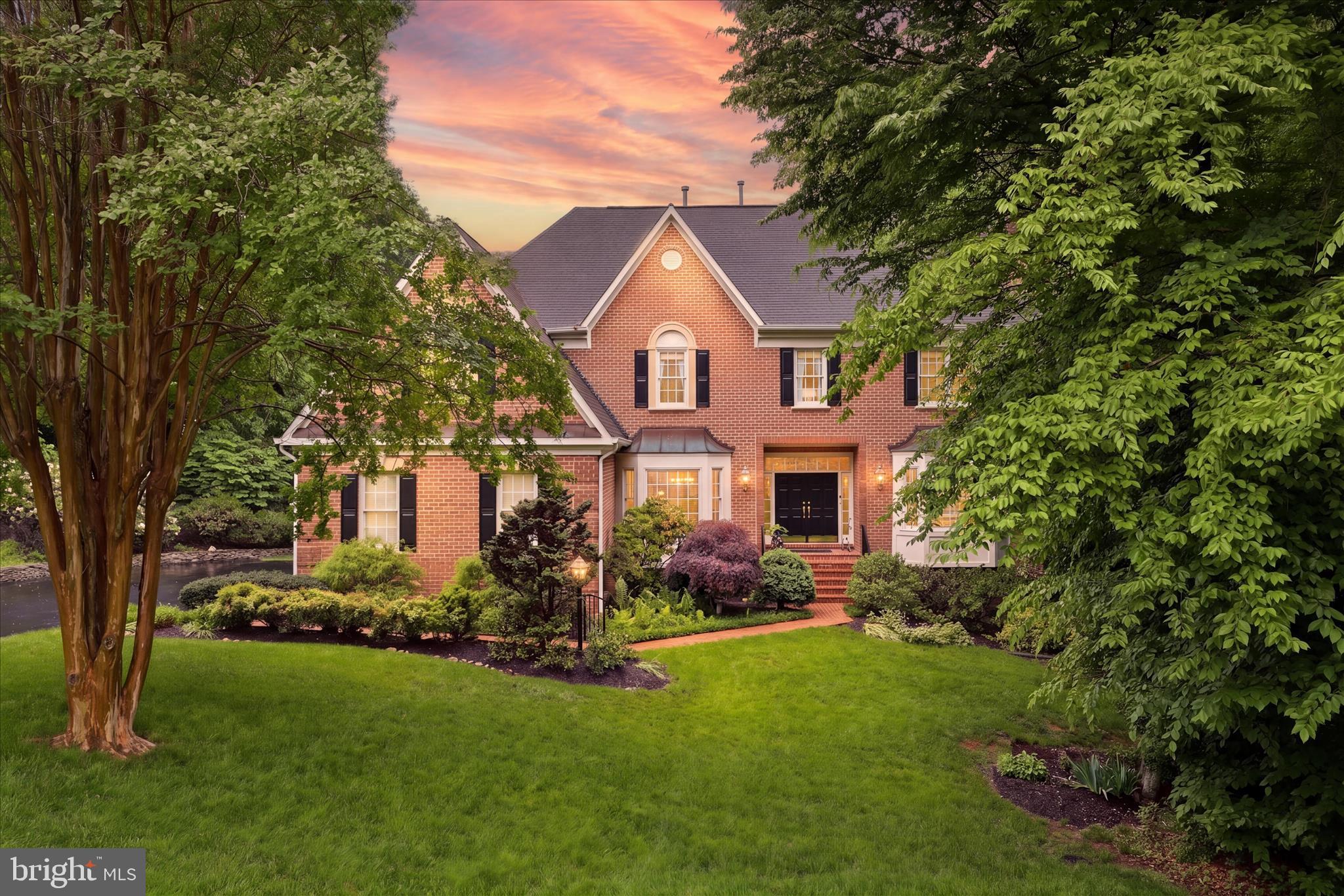 WENDOVER OAKS - Residential