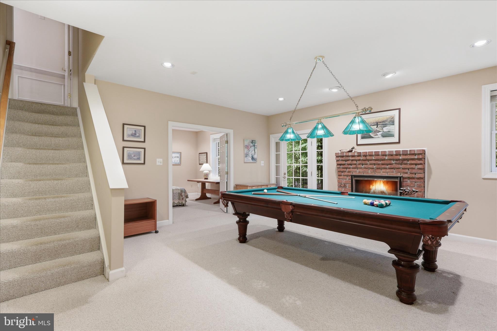 WENDOVER OAKS - Residential