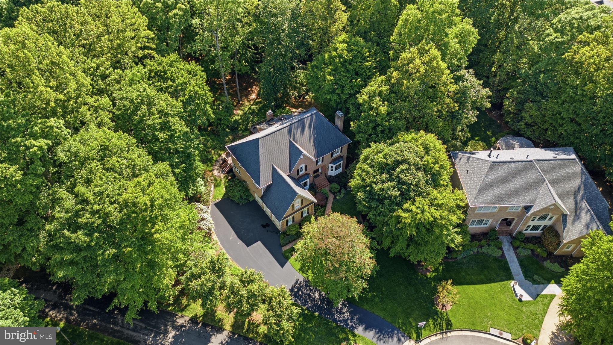 WENDOVER OAKS - Residential