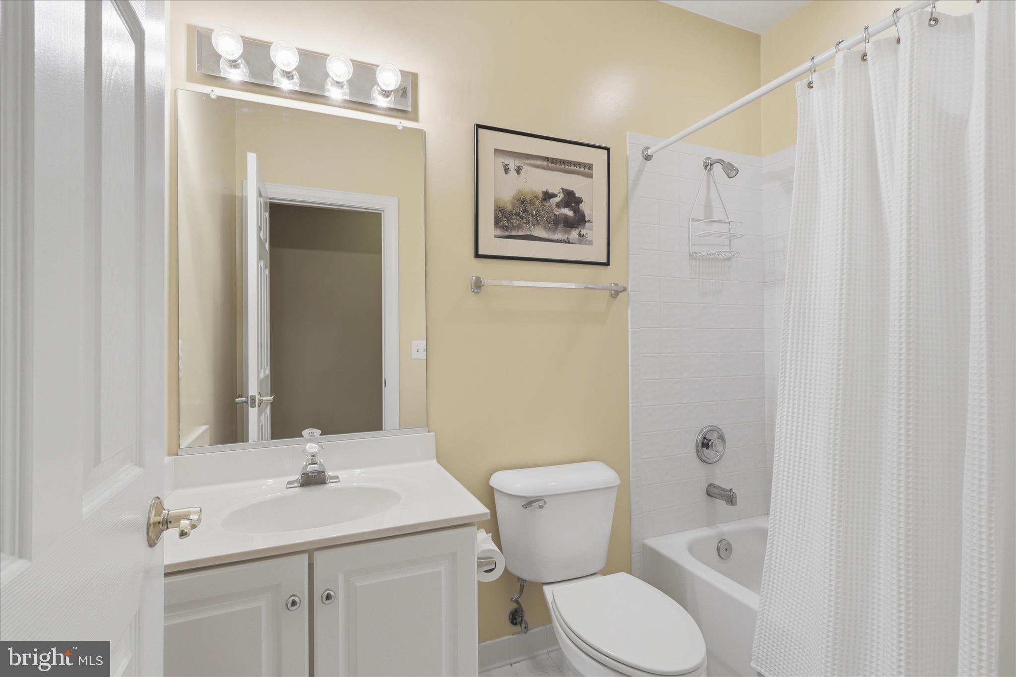 WENDOVER OAKS - Residential