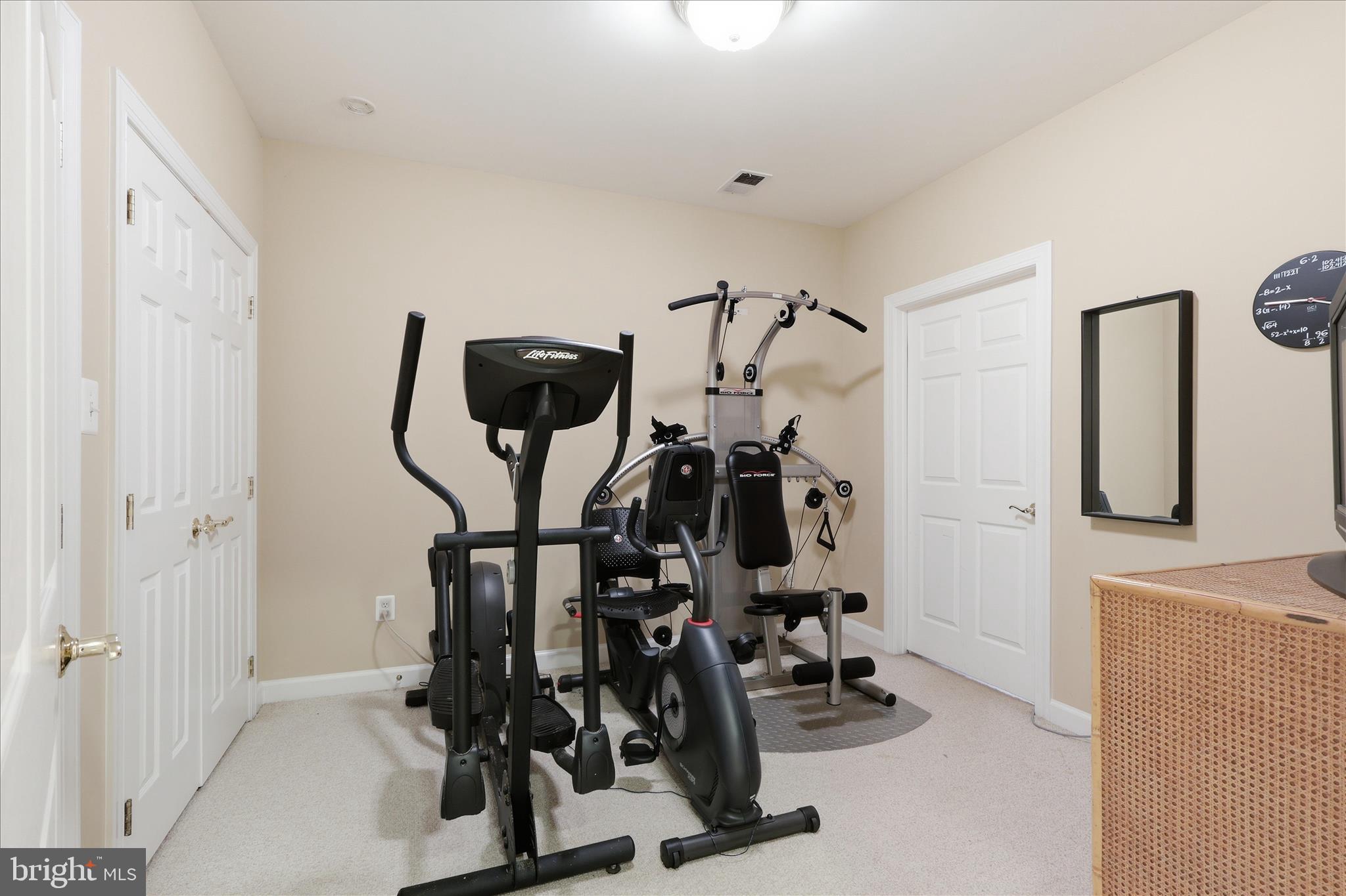 WENDOVER OAKS - Residential