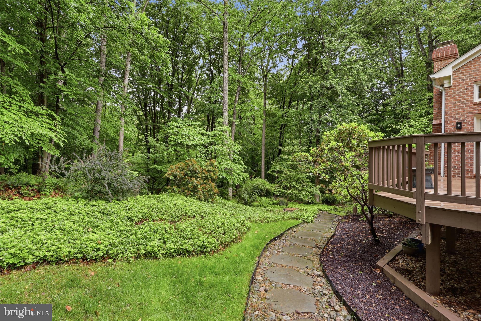 WENDOVER OAKS - Residential