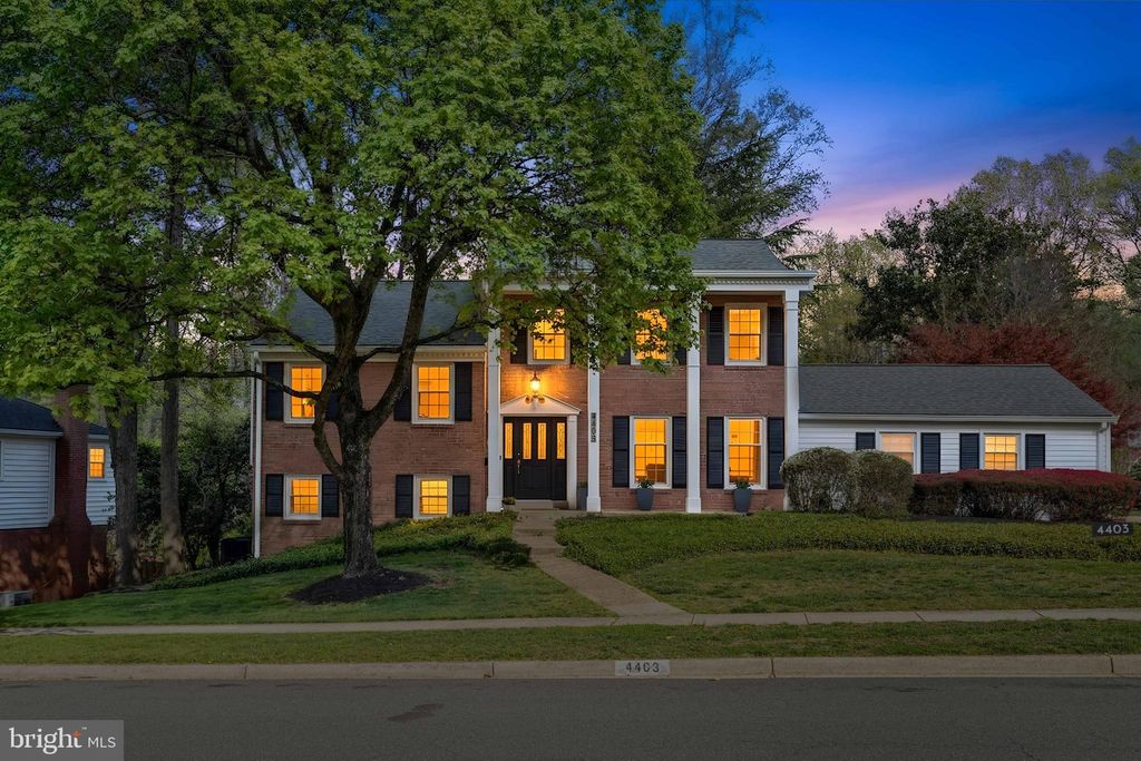 Photo of 4403 Wakefield Drive, ANNANDALE, VA 22003 (MLS # VAFX2292216)