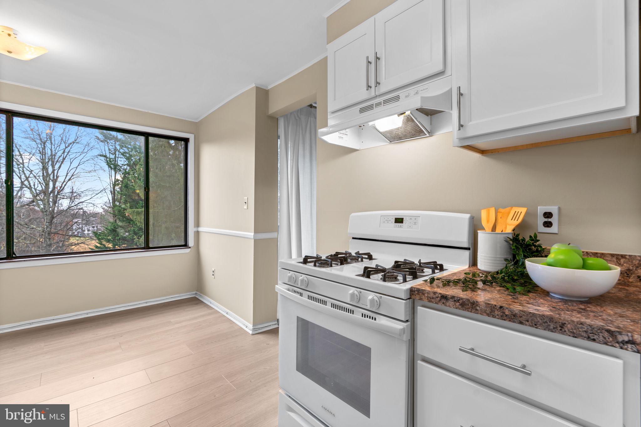 LONG REACH - Residential