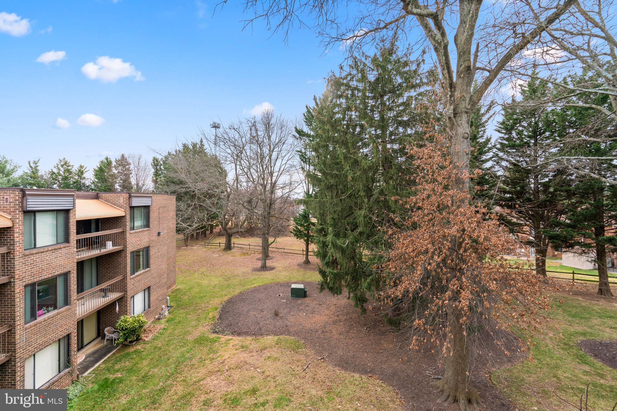 LONG REACH - Residential