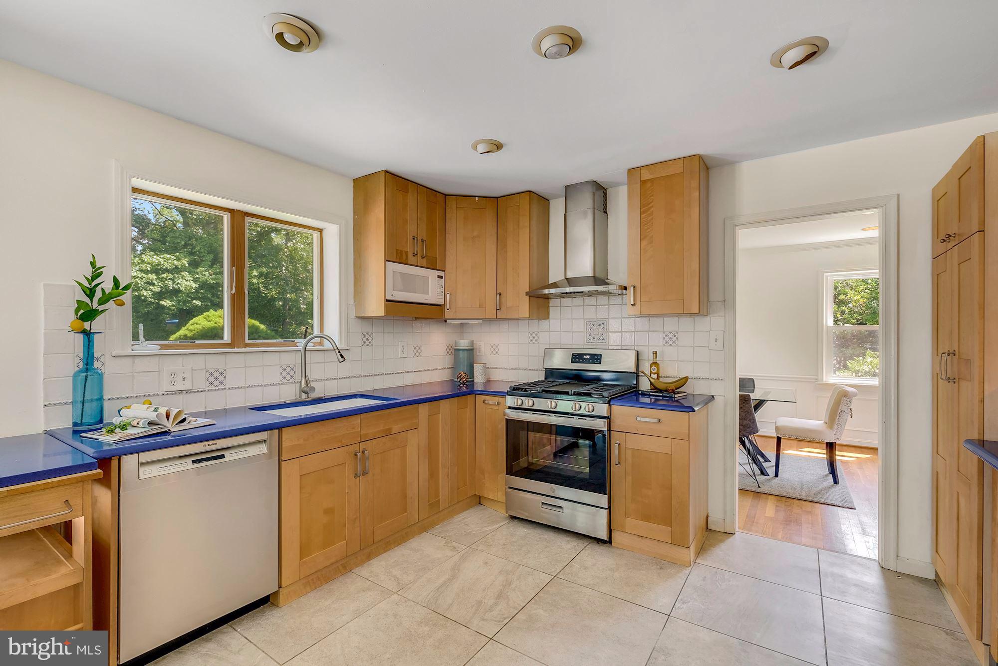 FALLS ORCHARD - Residential