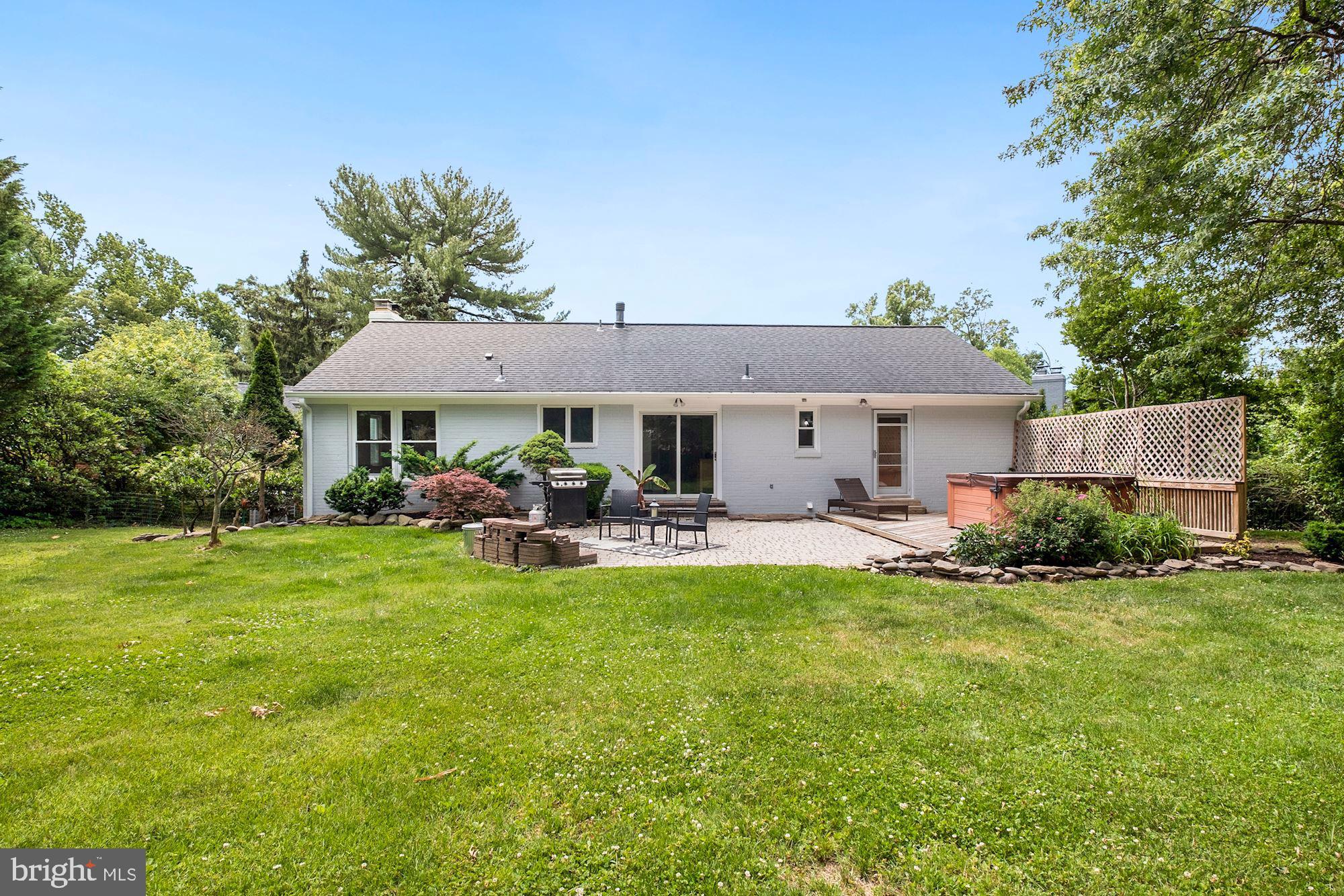 FALLS ORCHARD - Residential