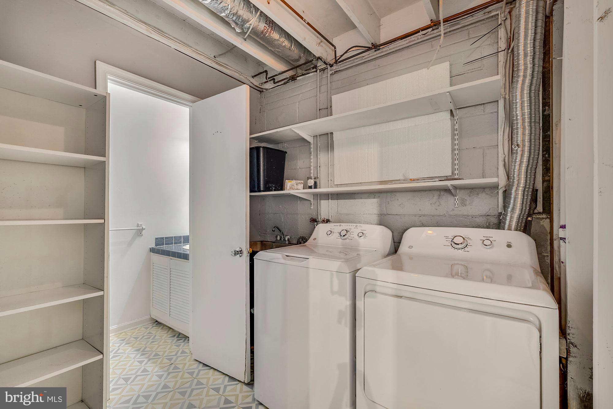 FALLS ORCHARD - Residential