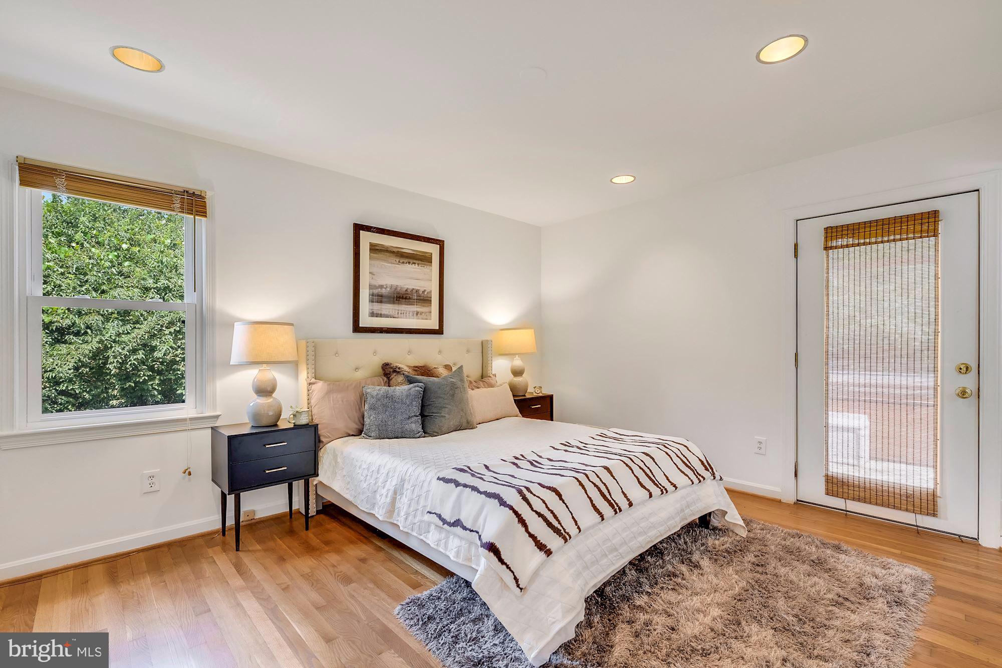 FALLS ORCHARD - Residential