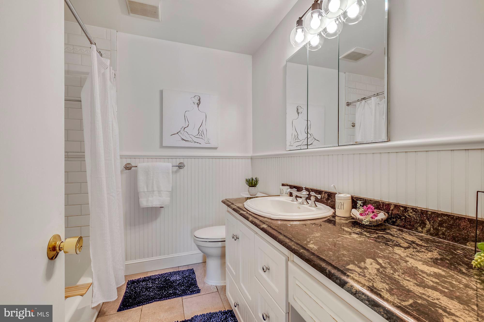 FALLS ORCHARD - Residential